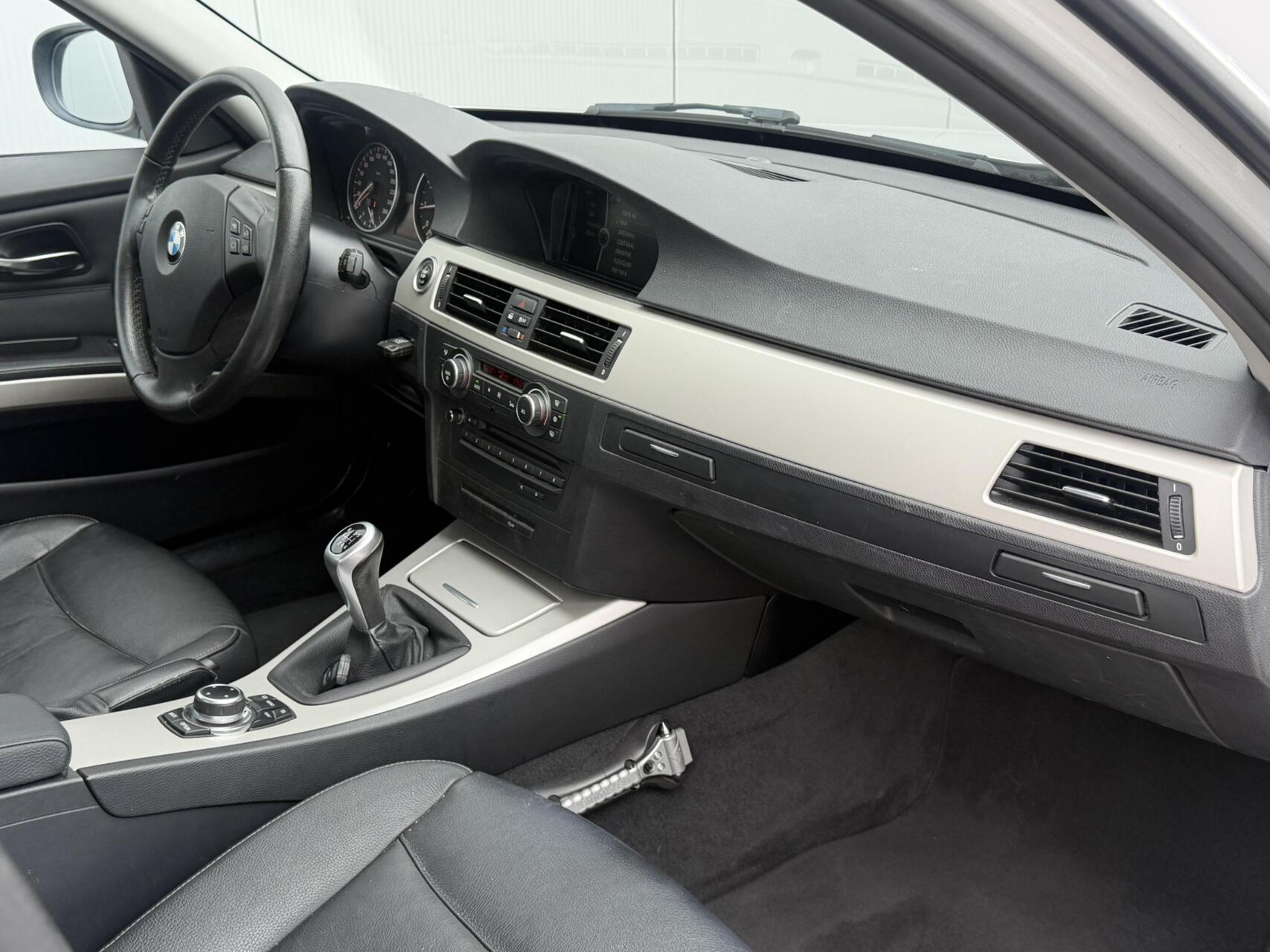 Foto van BMW 320i