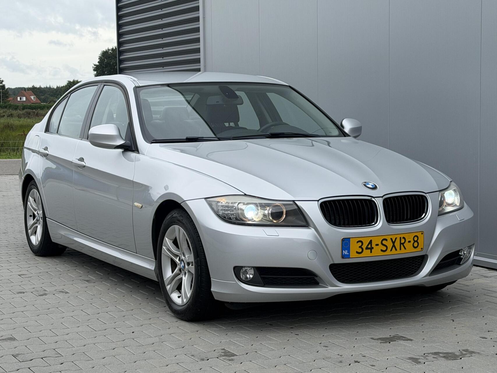 Foto van BMW 320i