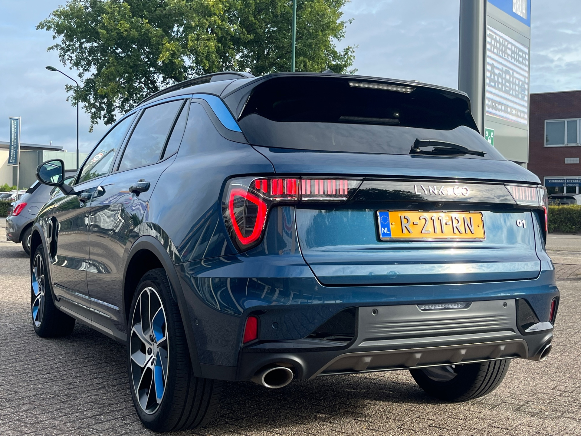 Foto van Lynk&co LYNK & Co 01