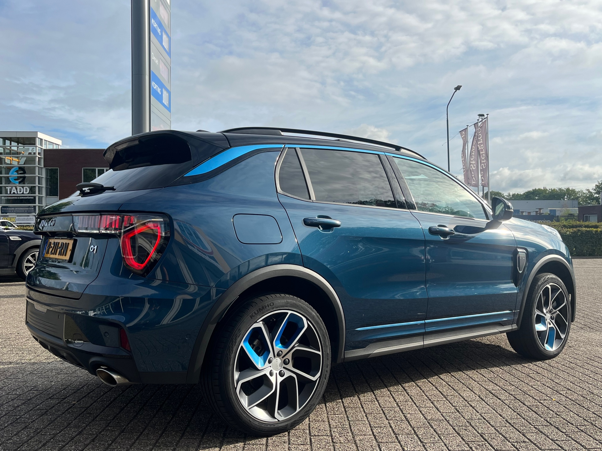 Foto van Lynk&co LYNK & Co 01