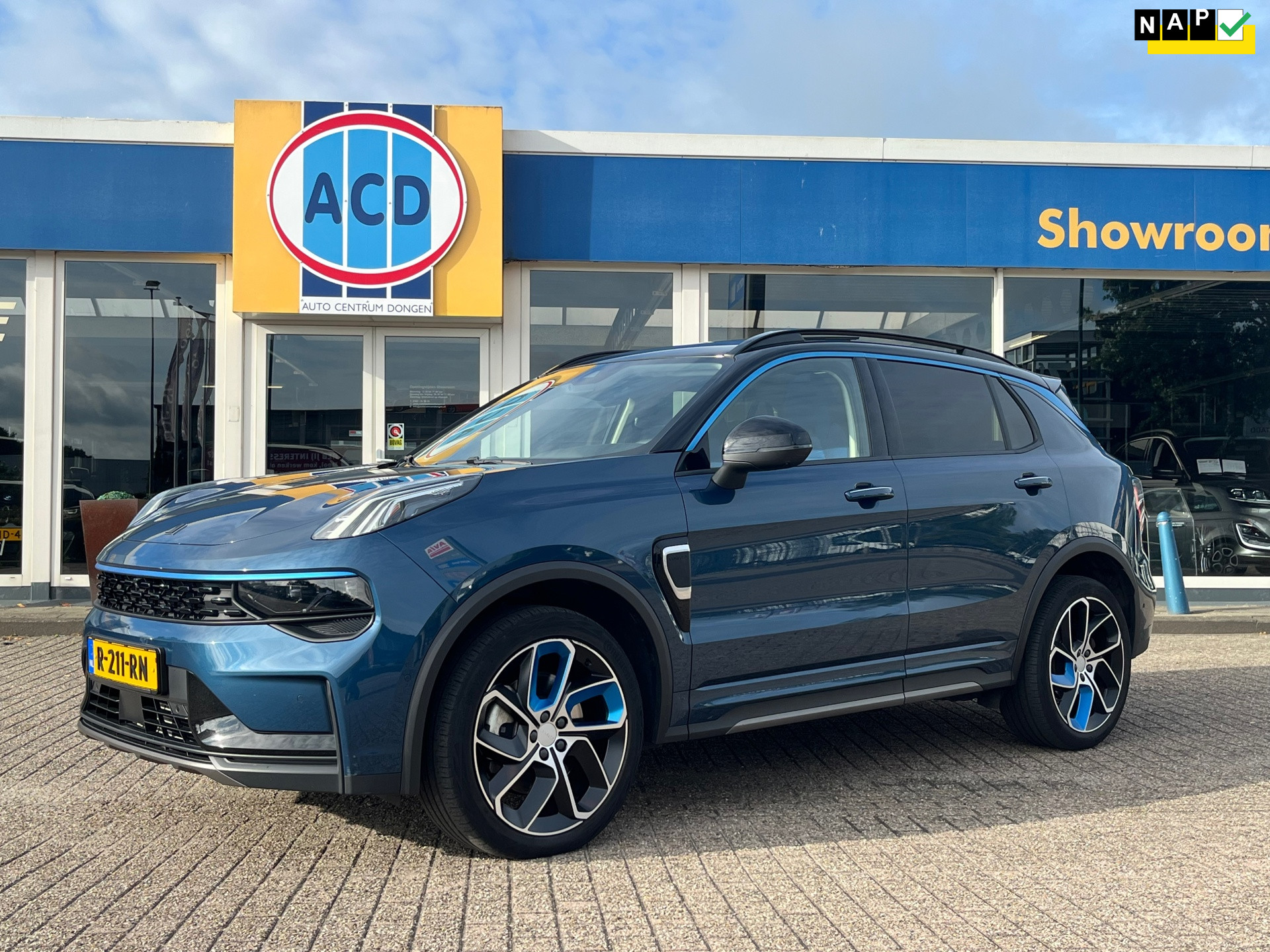 Lynk&co LYNK & Co 01 1.5 261pk PHEV 7DCTH | Orig. NL | PanoramaDak | 360 graden Camera | Carplay | 2022 - voorkant