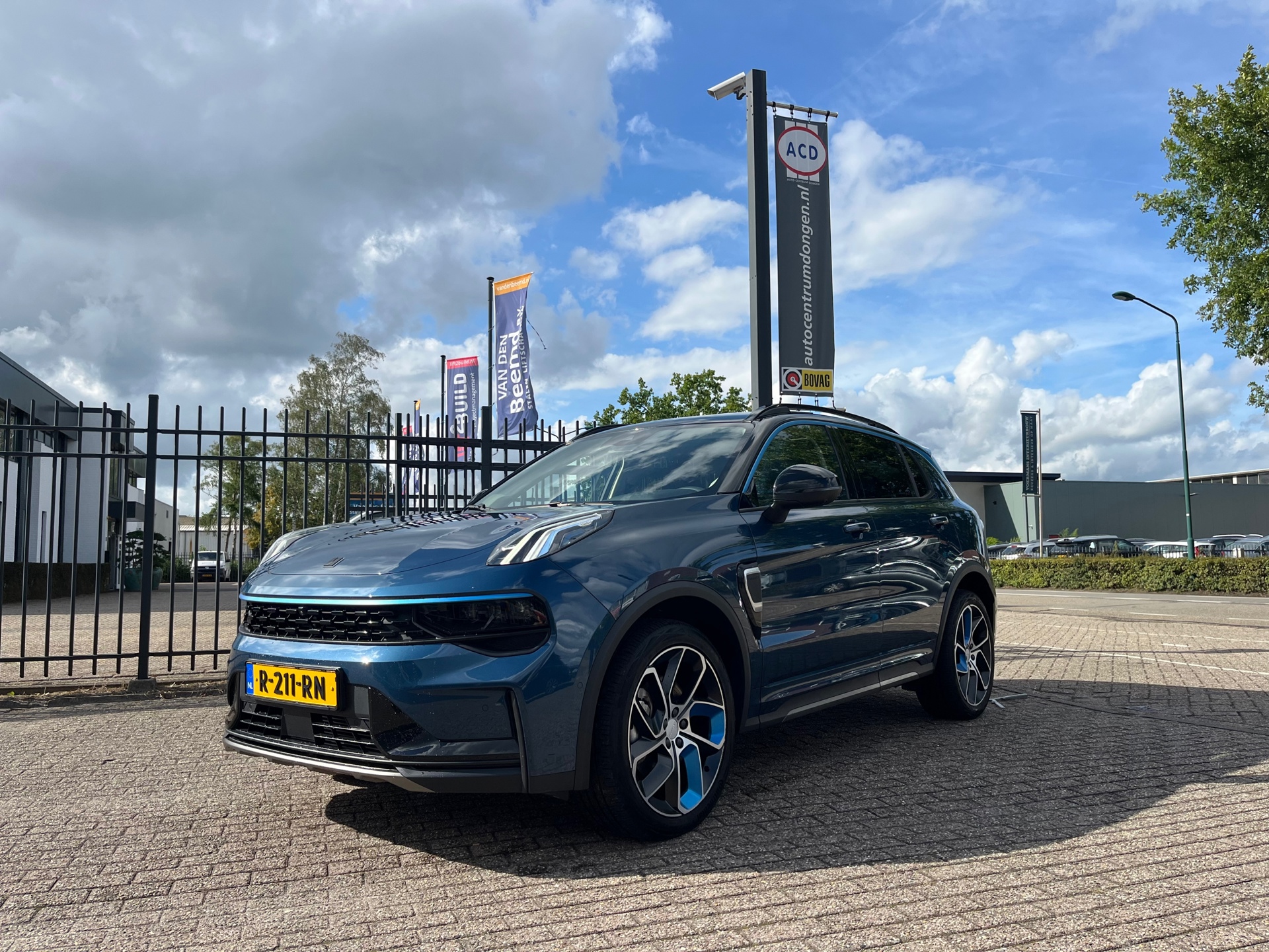 Foto van Lynk&co LYNK & Co 01
