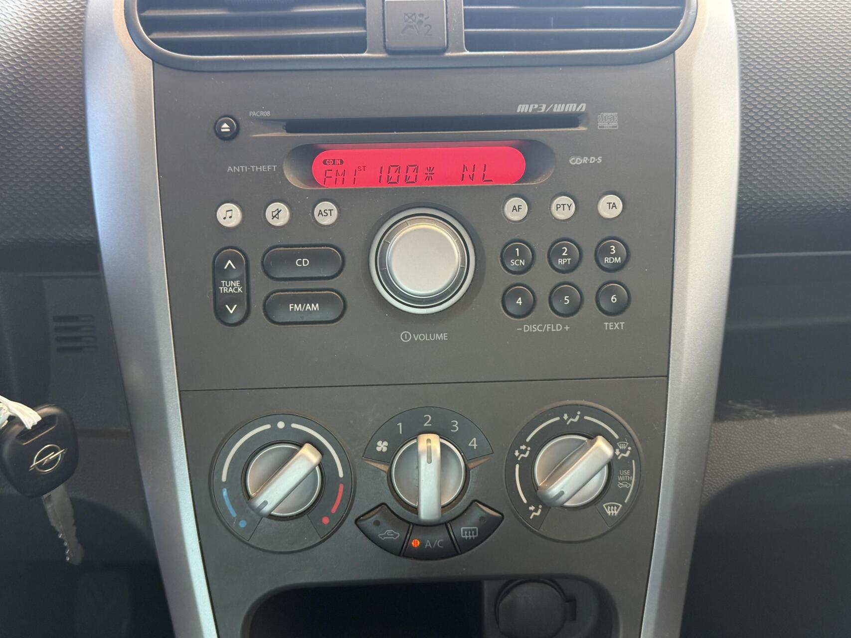 Foto van Opel Agila