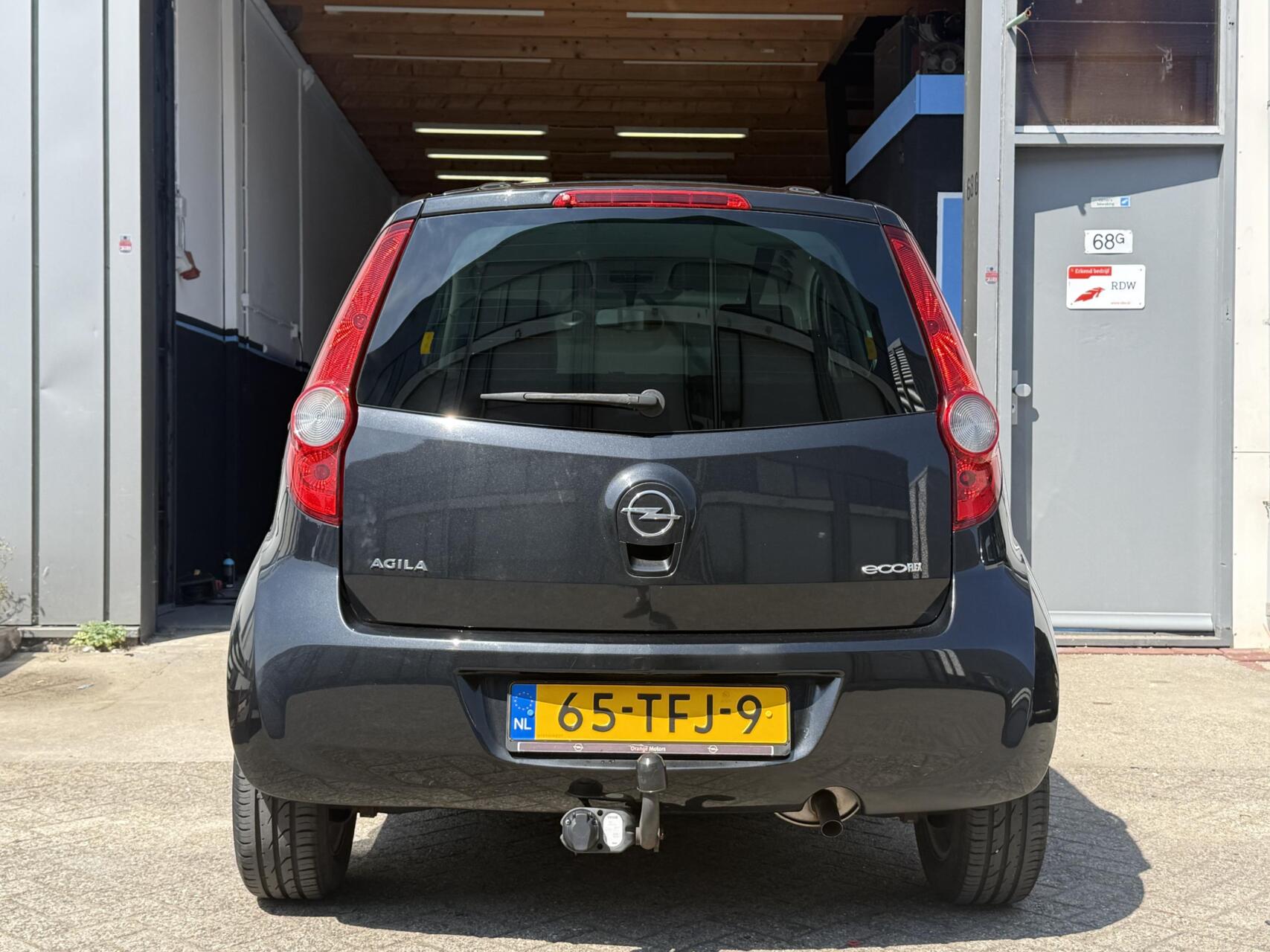 Foto van Opel Agila