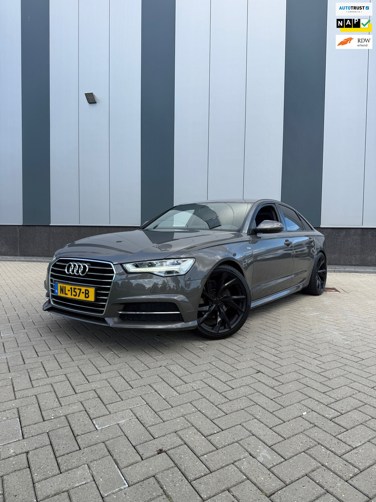 Audi A6 Limousine 1.8 TFSI ultra Sport Edition 2017 | NAP | 2017 - voorkant