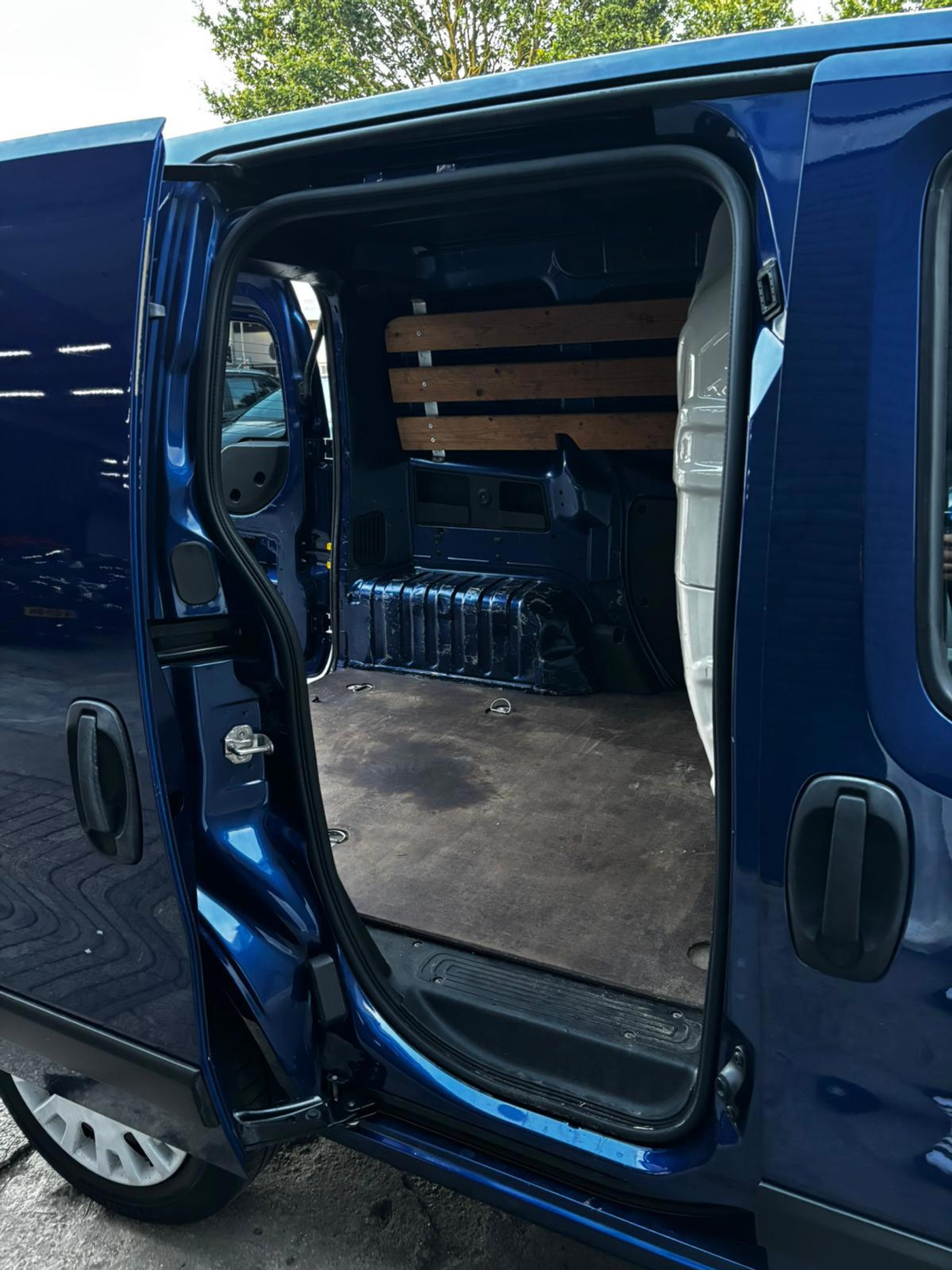 Foto van Peugeot Bipper