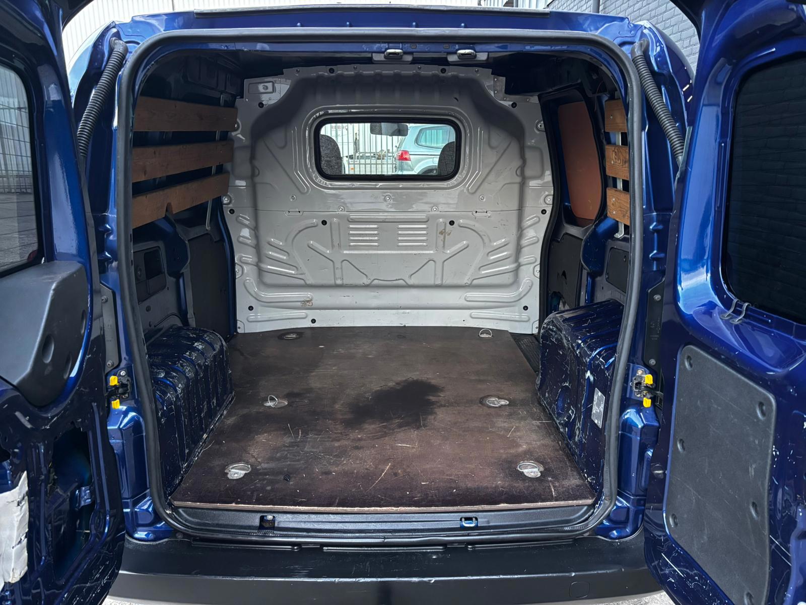 Foto van Peugeot Bipper
