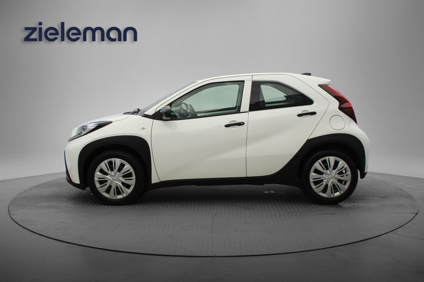 Foto van Toyota Toyota Aygo X