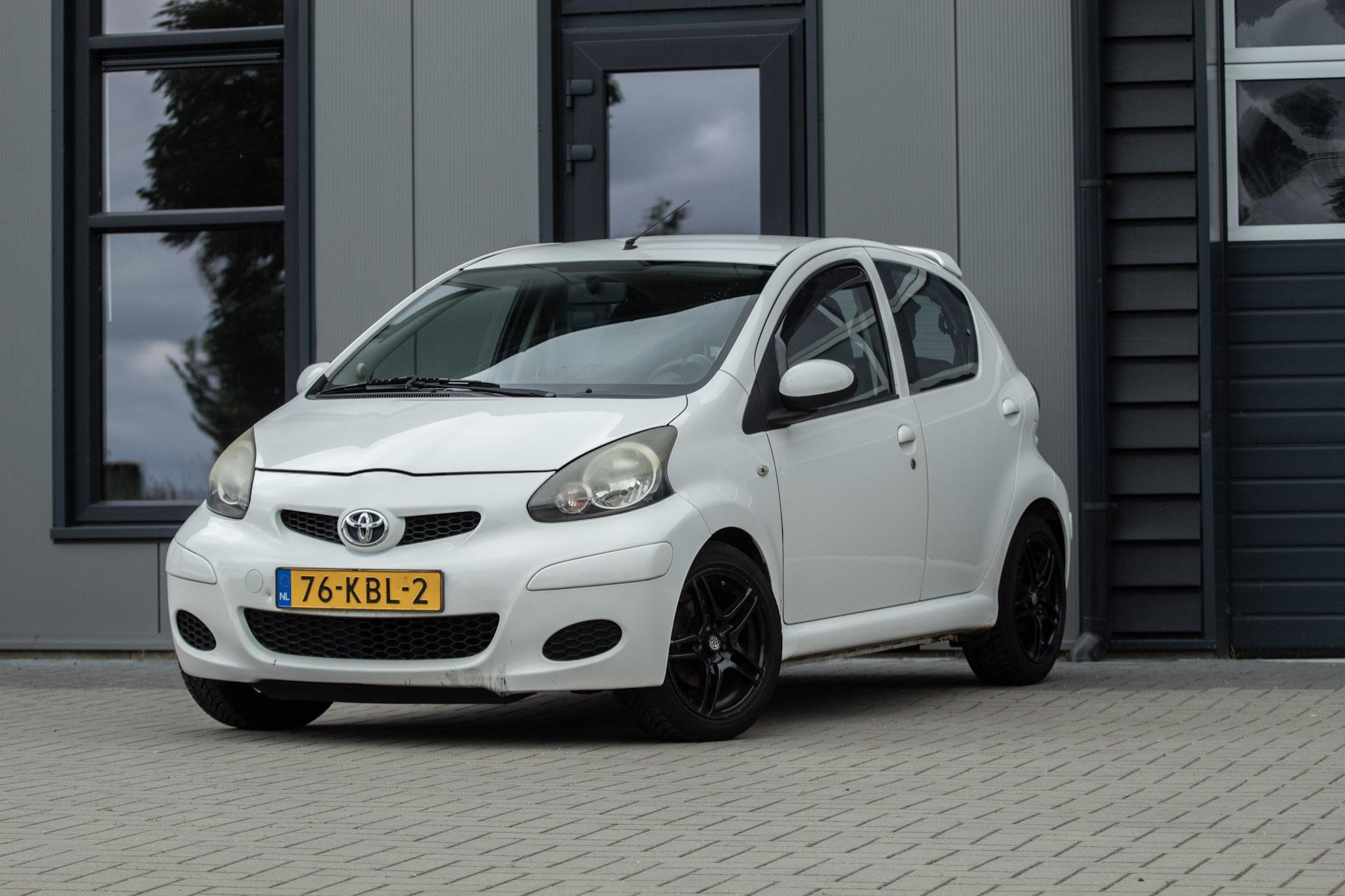 Toyota Toyota Aygo 1.0-12V Xcite White 2009 - voorkant