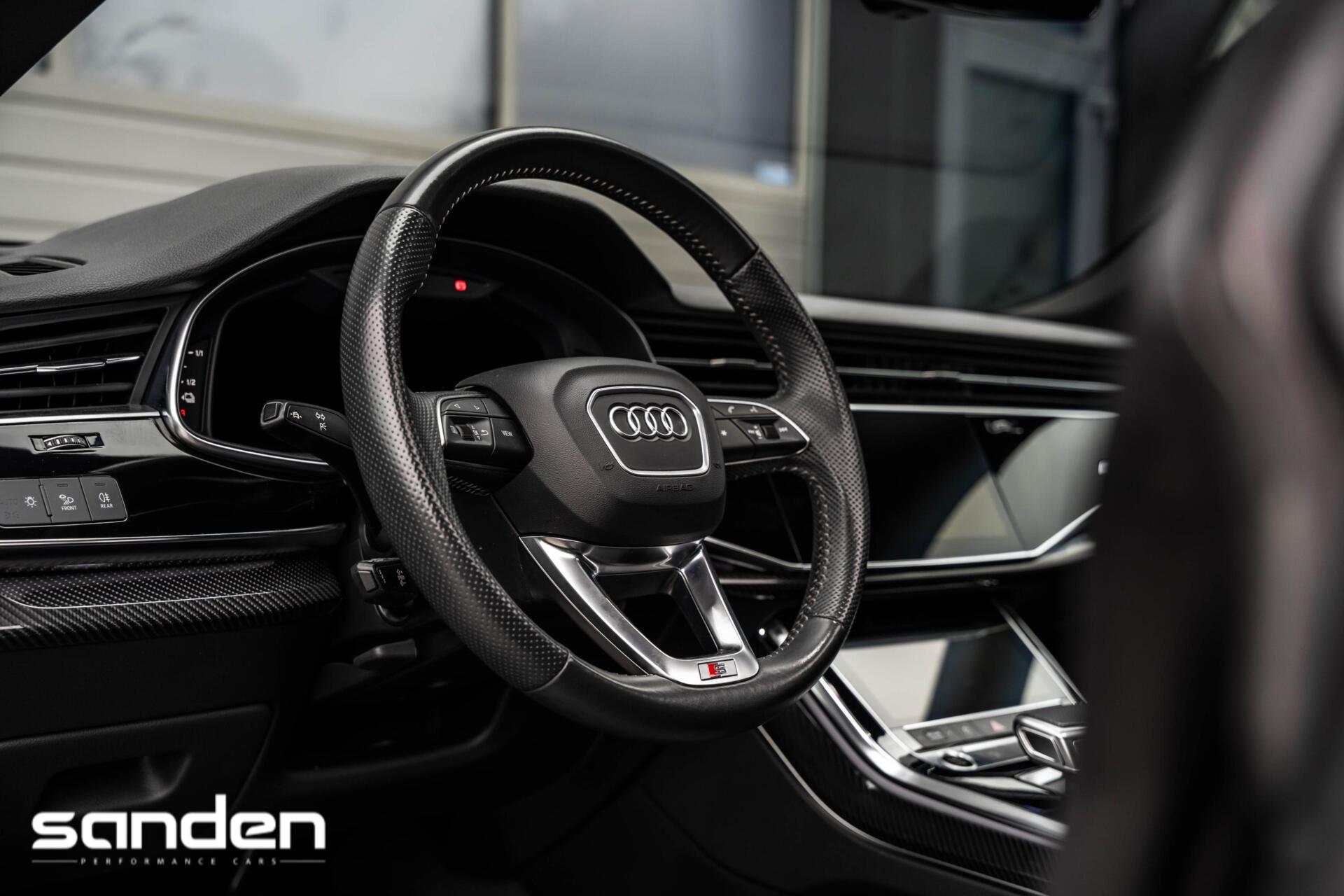 Foto van Audi Q8 55 TFSI E