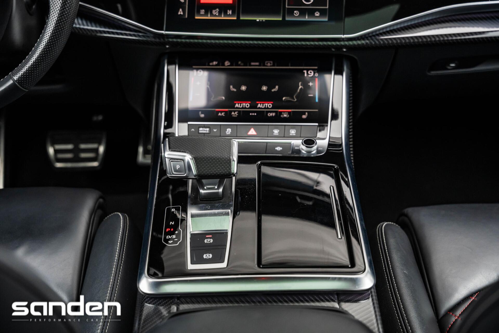 Foto van Audi Q8 55 TFSI E