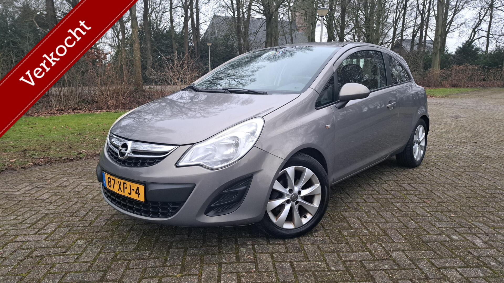 Opel Corsa 1.3 CDTi EcoFlex S/S Anniversary Ed. NAVI AIRCO 2012 - voorkant