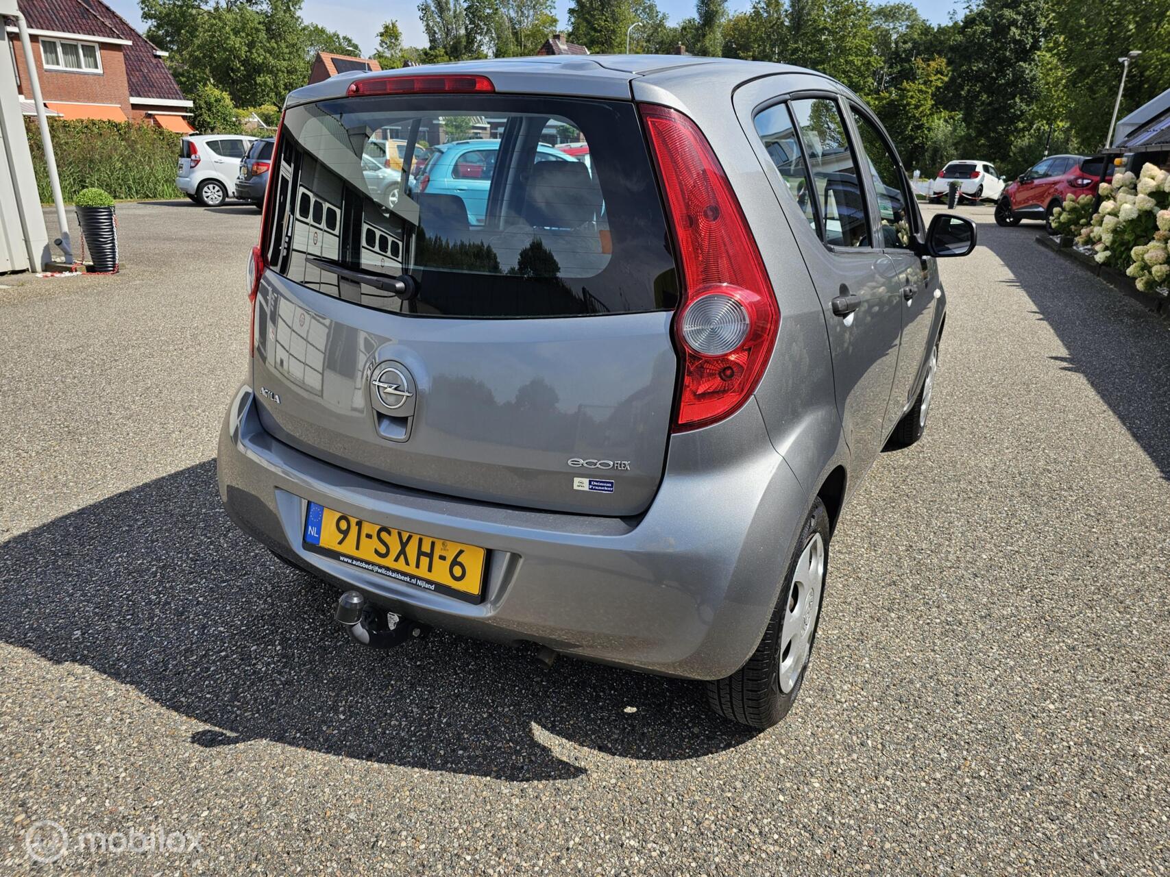 Foto van Opel Agila