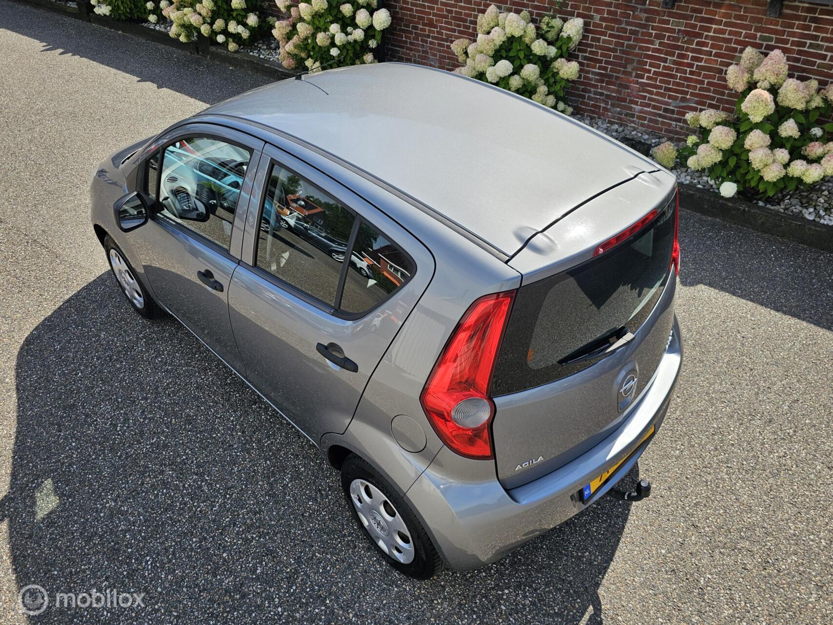 Foto van Opel Agila