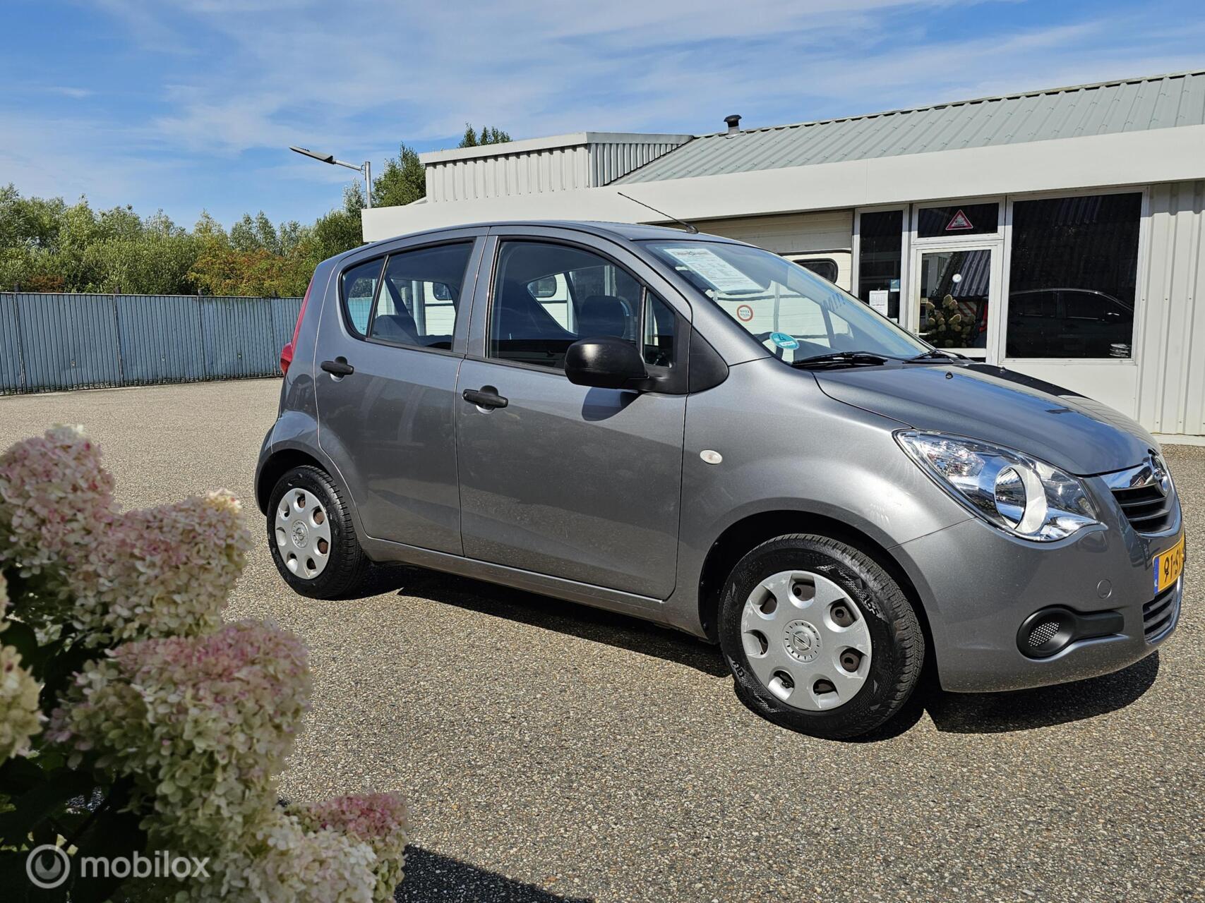 Foto van Opel Agila