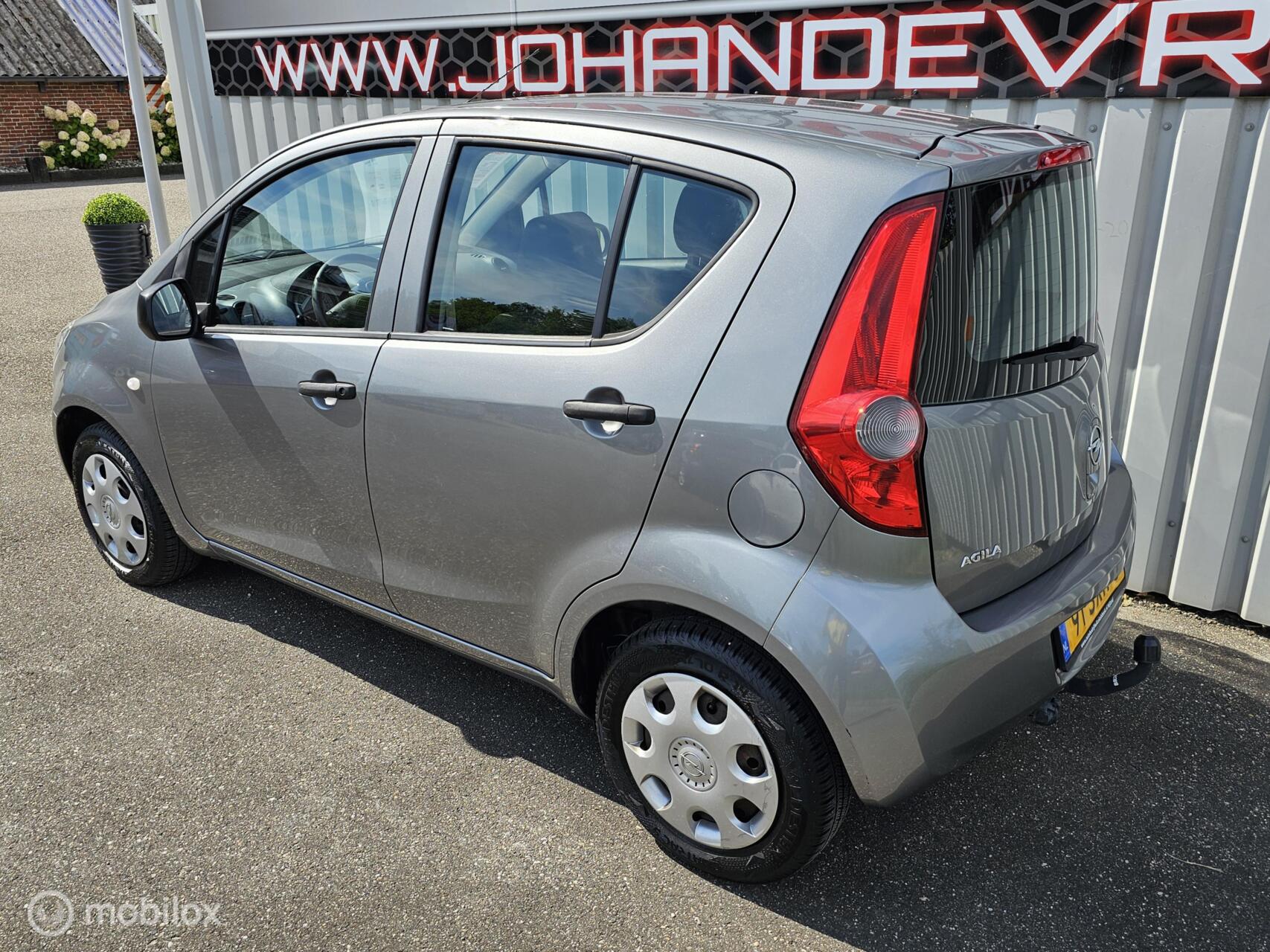 Foto van Opel Agila