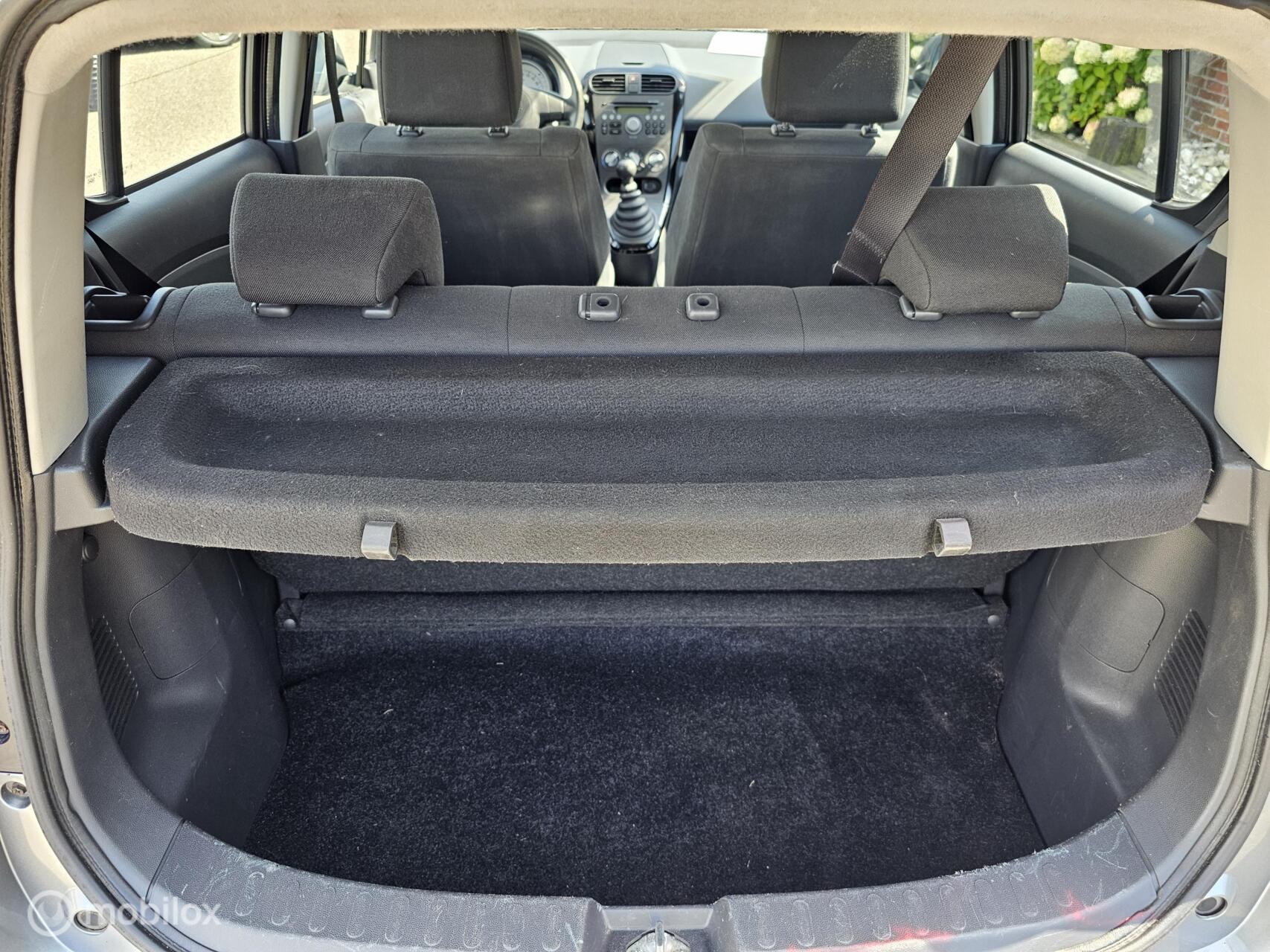 Foto van Opel Agila