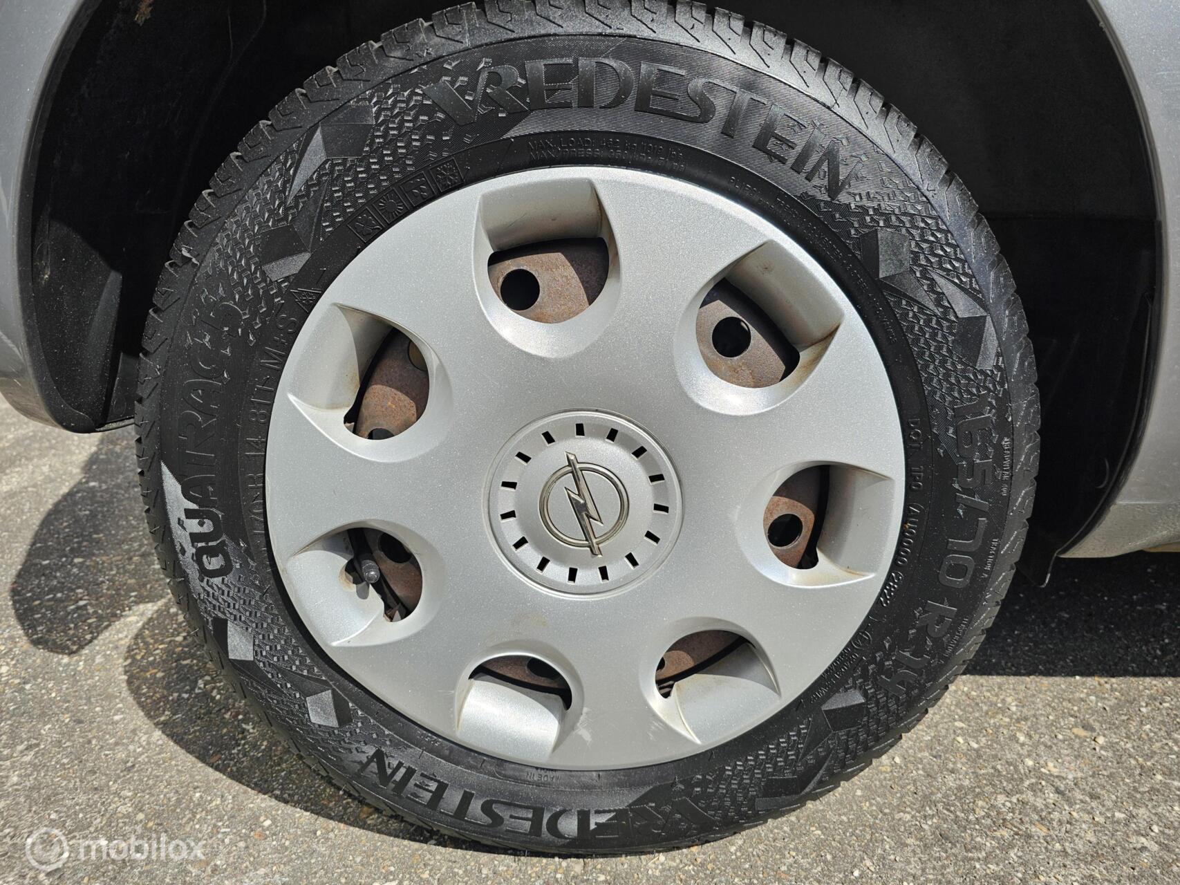 Foto van Opel Agila
