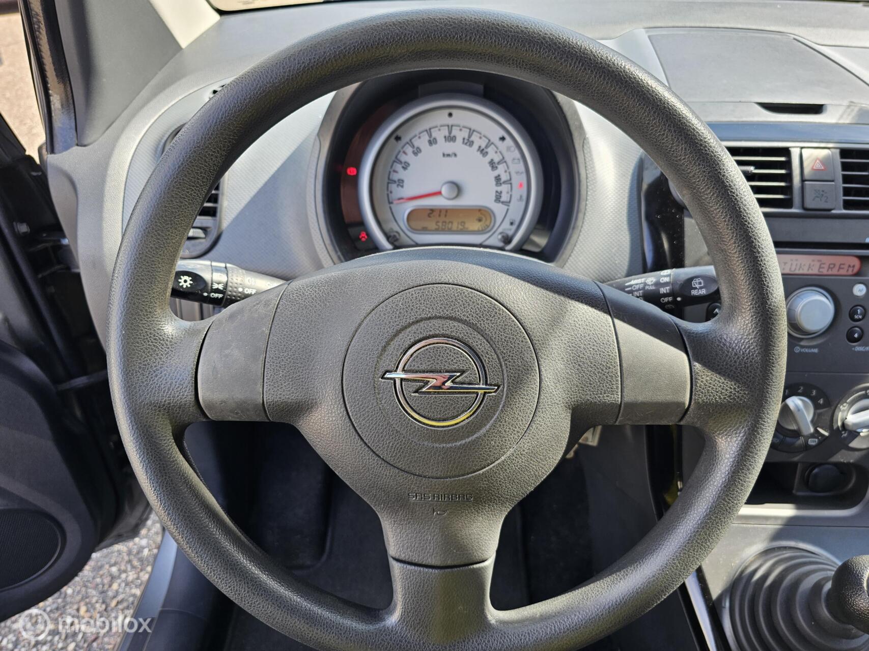 Foto van Opel Agila