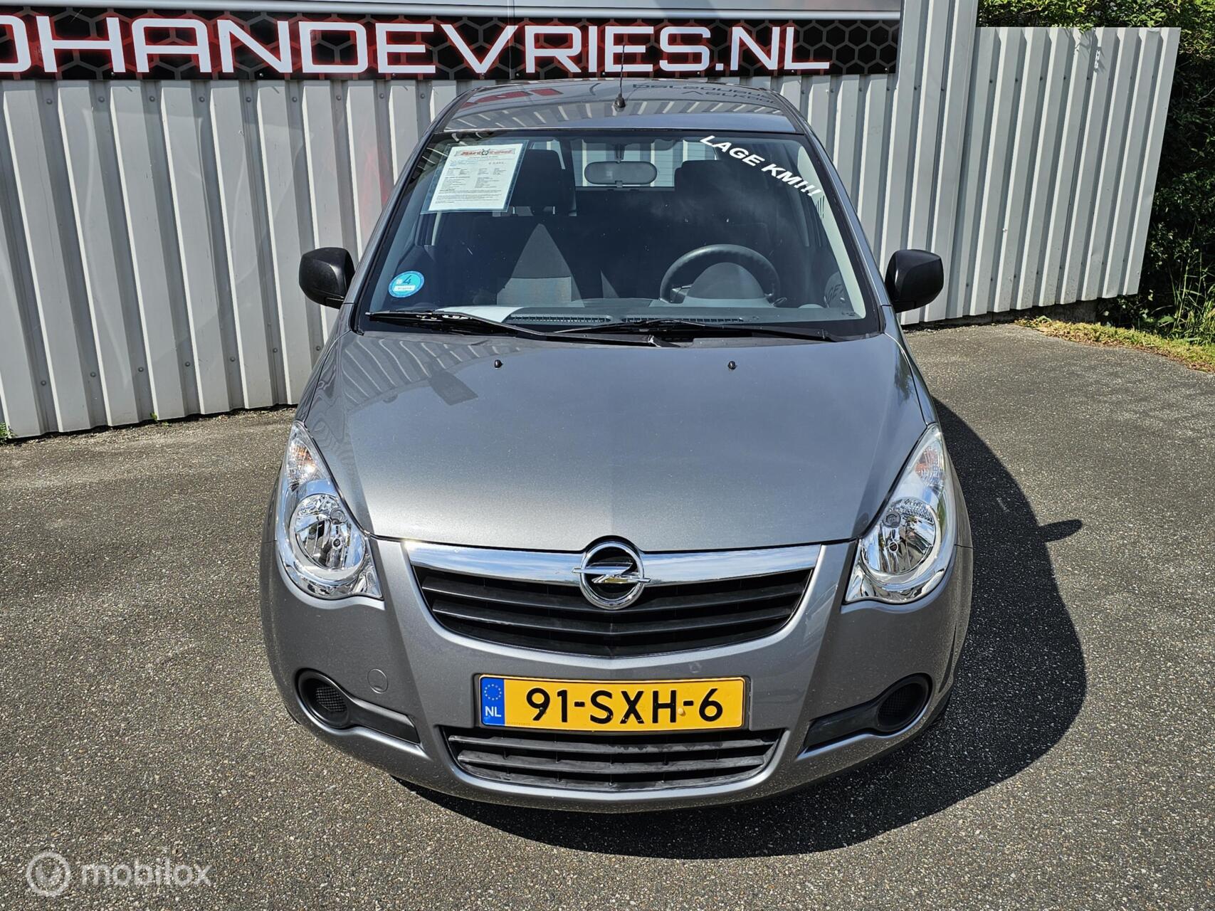Foto van Opel Agila