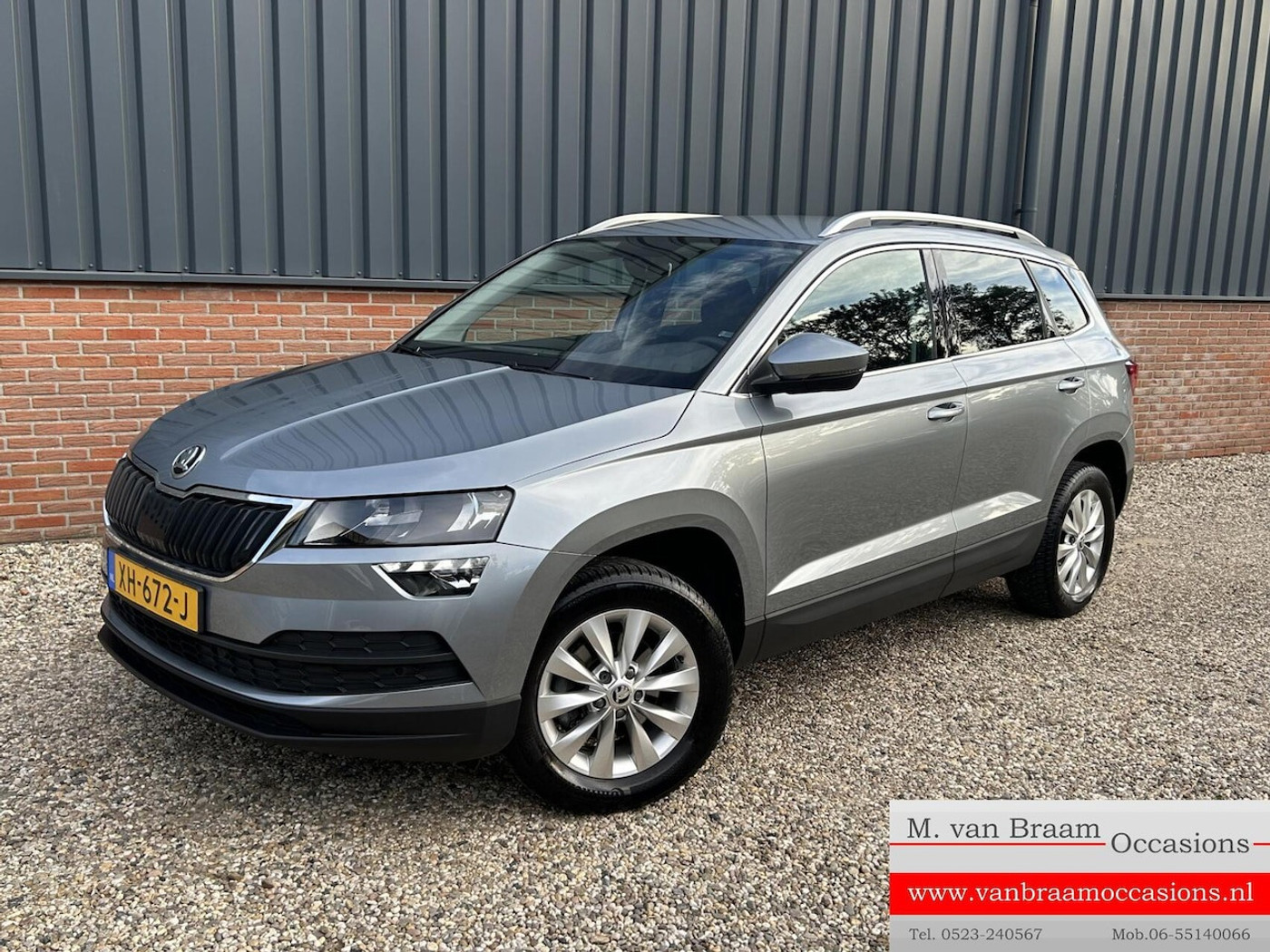 Skoda Karoq 1.0 TSI Clever Edition Navigatie/Pdc/Ecc/Trekhaak/Pr-Glass/Chrome 2019 - voorkant