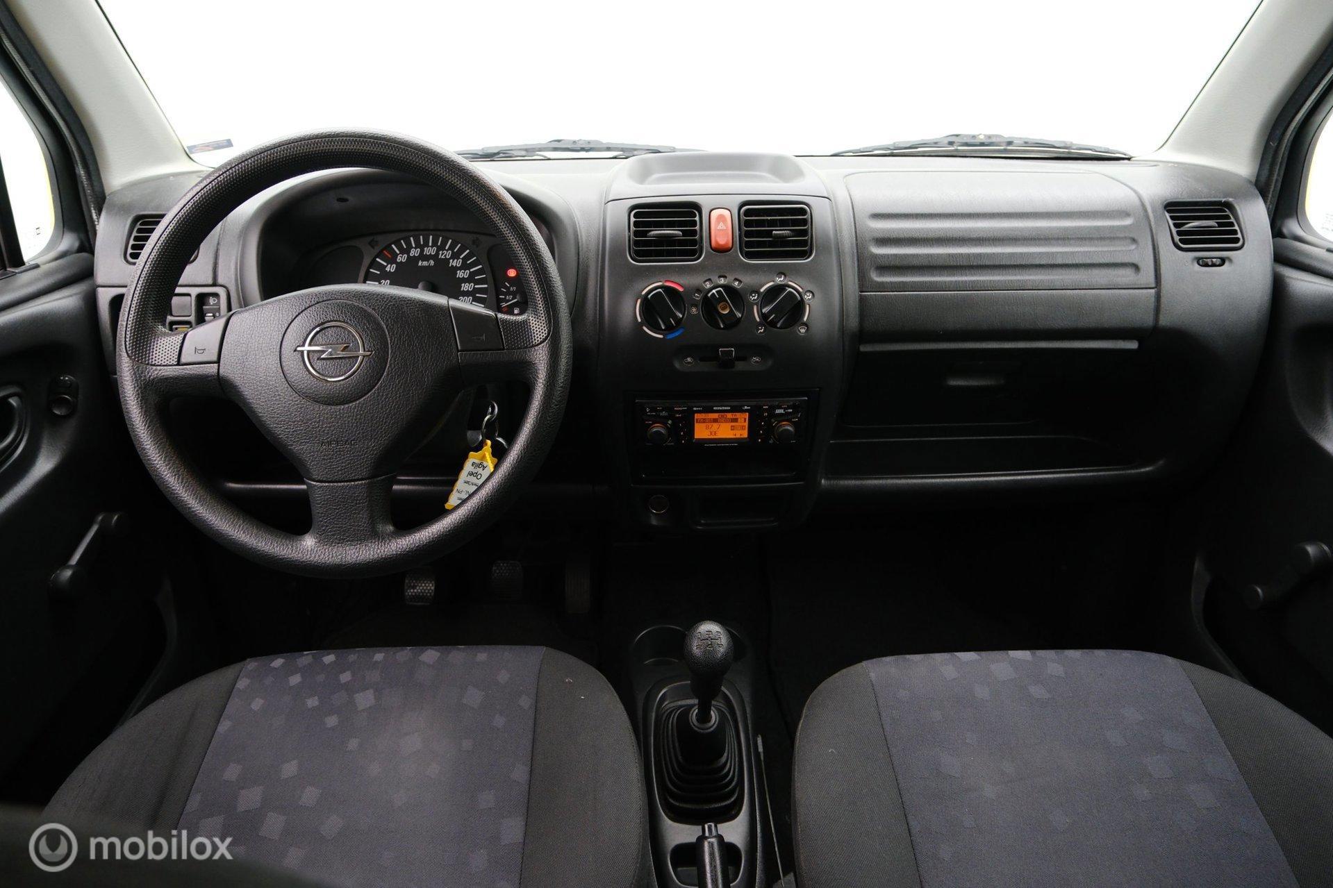 Foto van Opel Agila