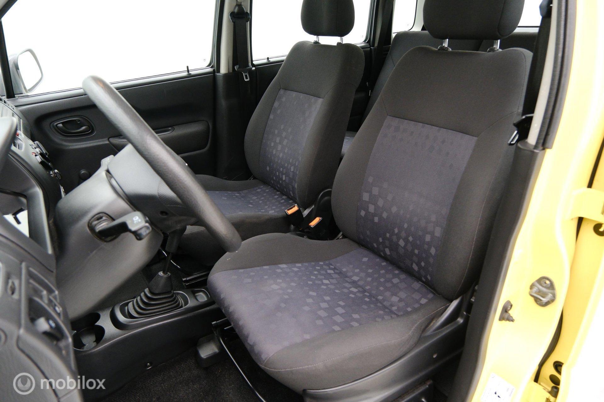 Foto van Opel Agila