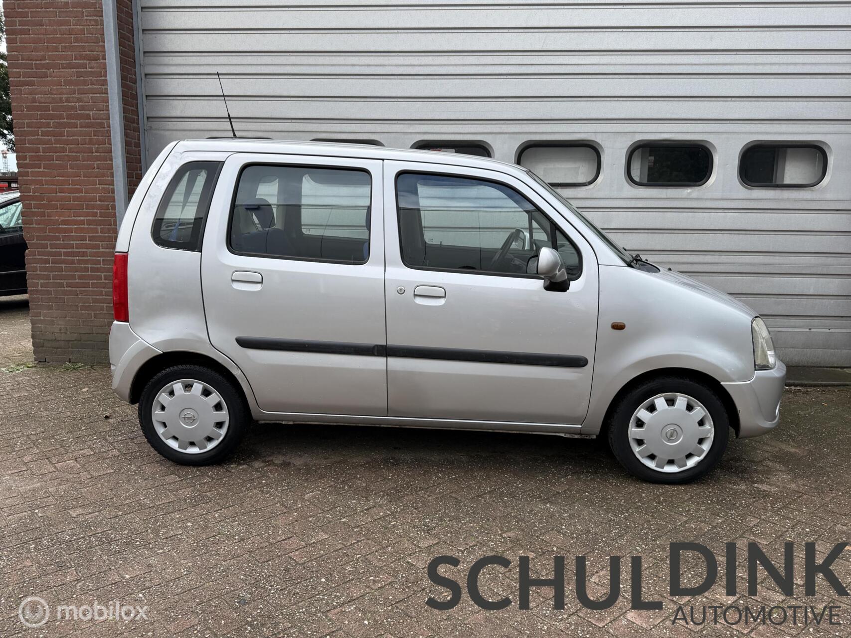 Foto van Opel Agila