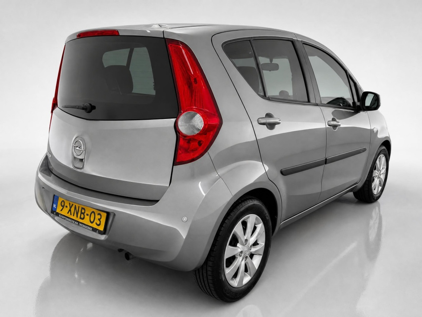 Foto van Opel Agila