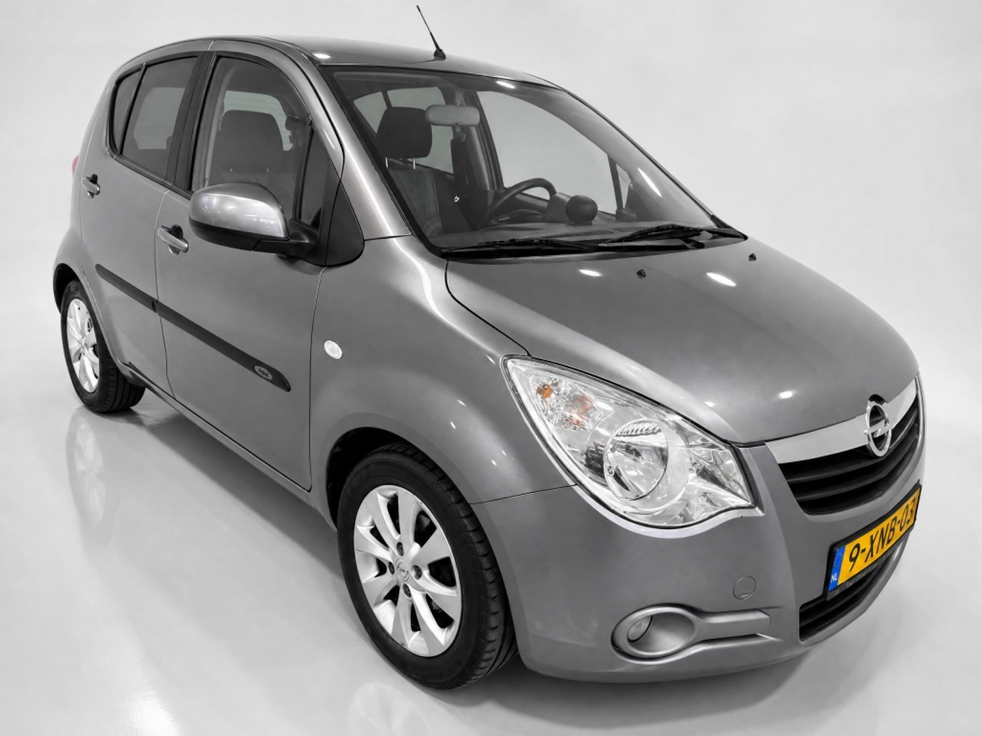 Foto van Opel Agila
