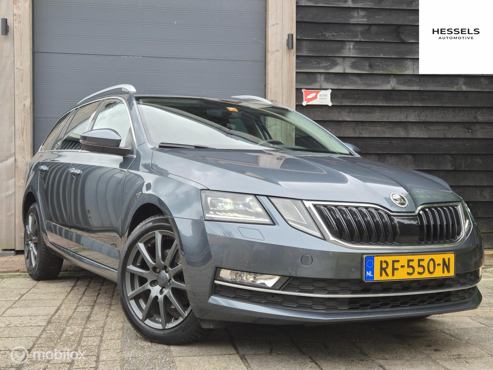 Skoda Octavia 1.4 TSI Style Business Automaat, LED 2017 - voorkant