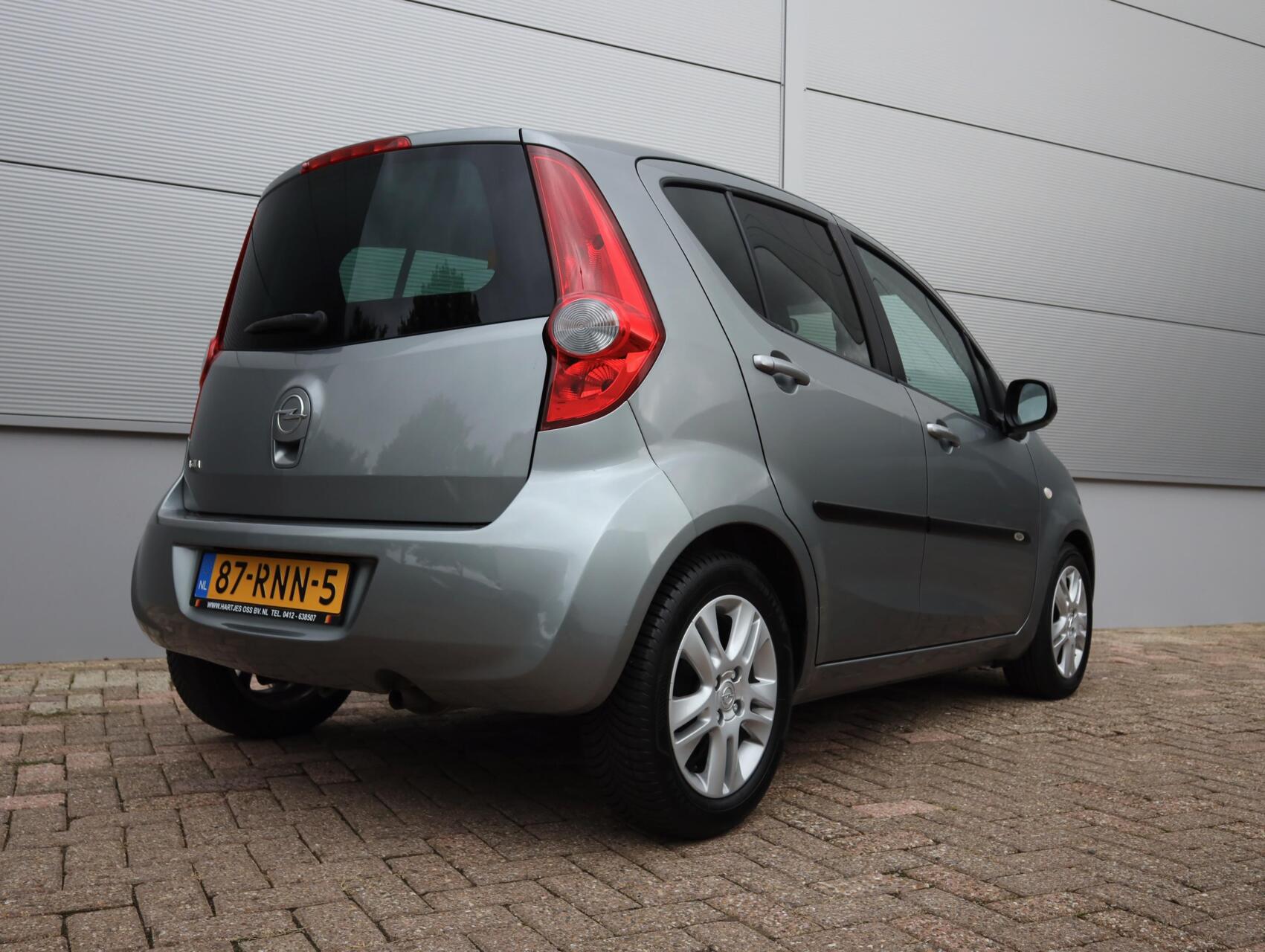 Foto van Opel Agila