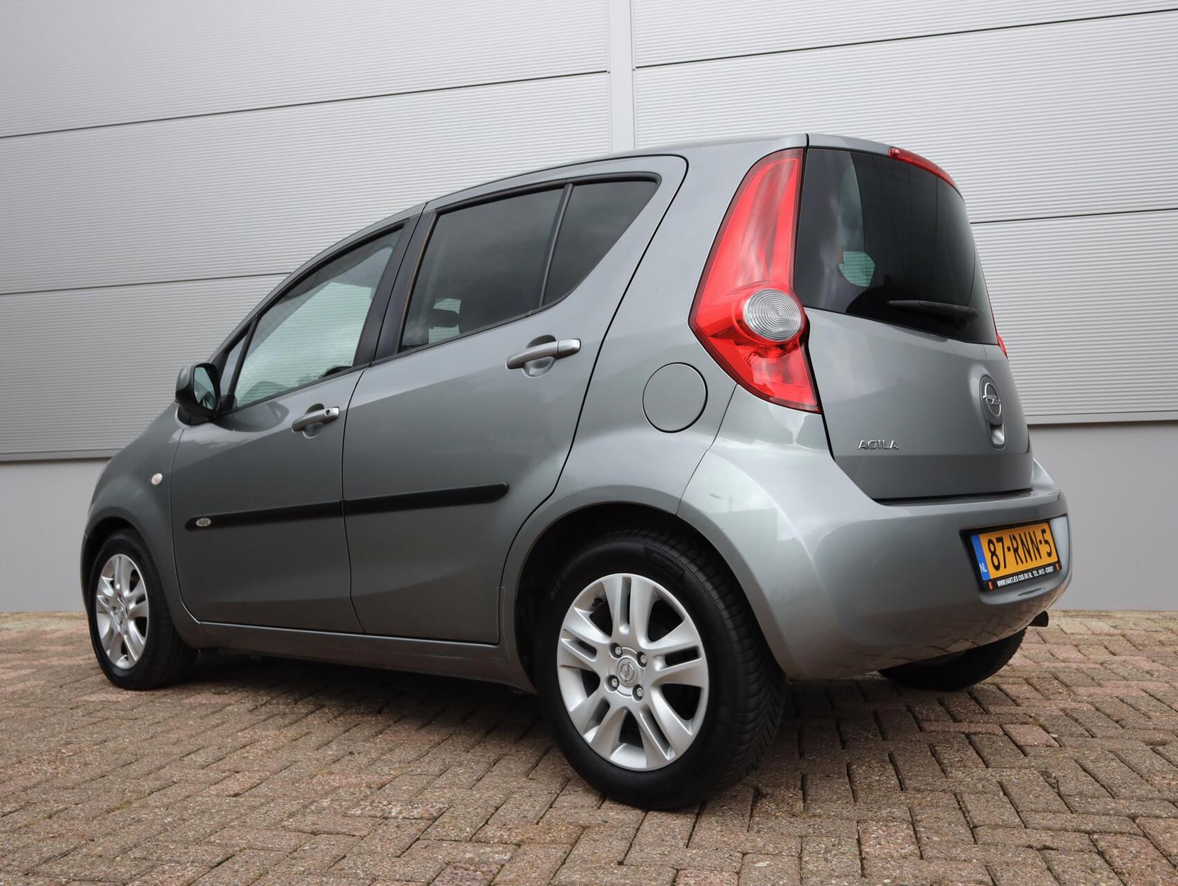 Foto van Opel Agila
