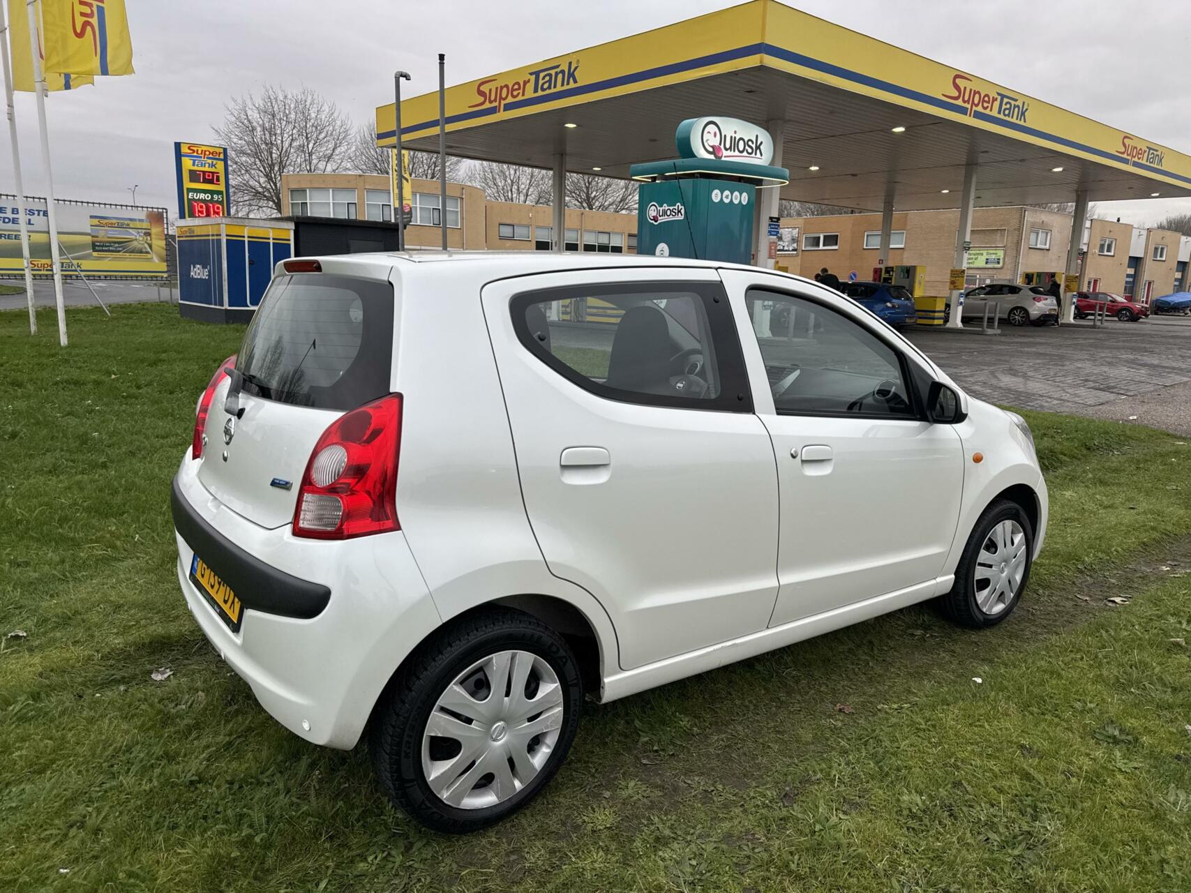 Foto van Nissan Pixo