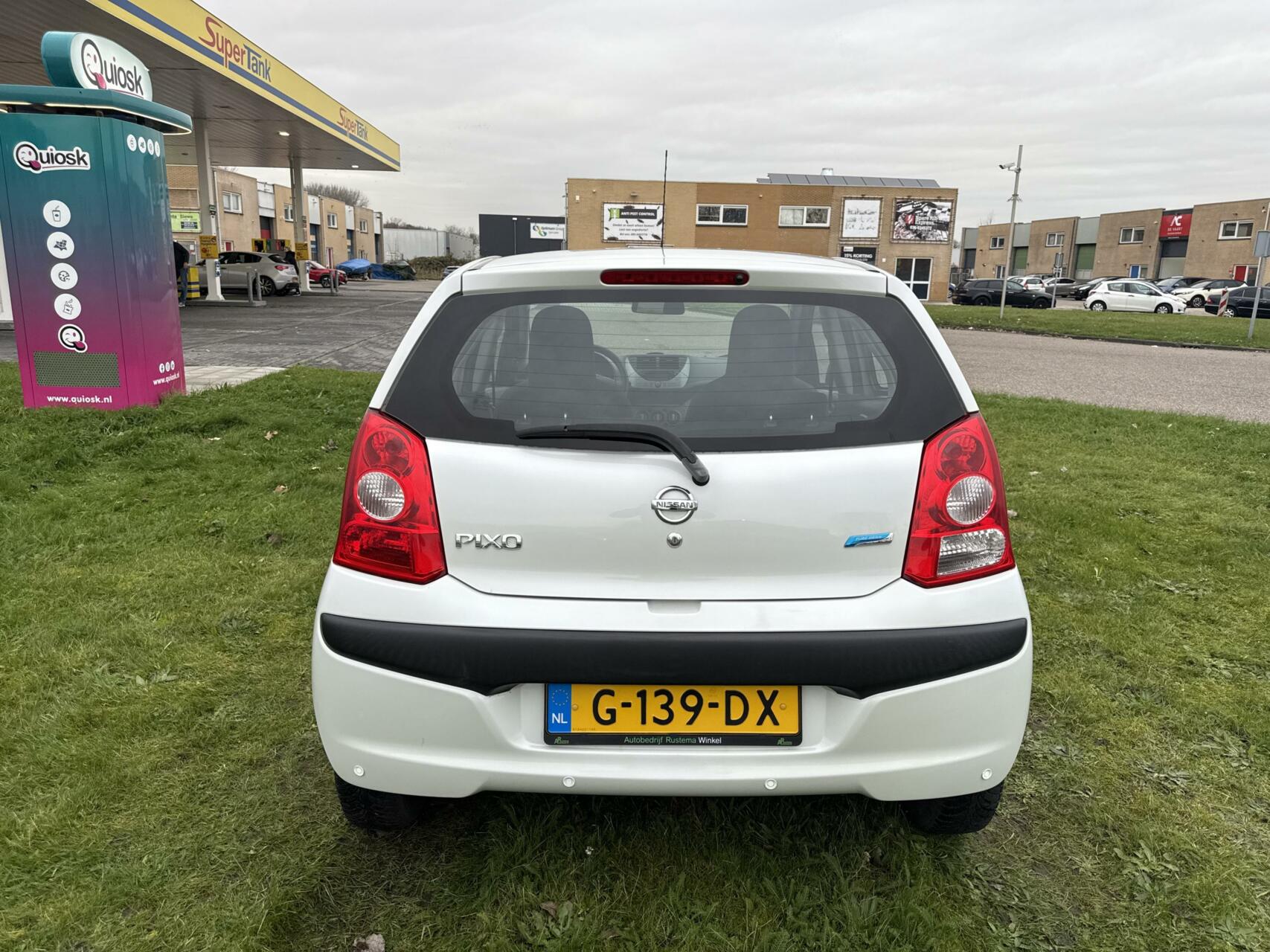 Foto van Nissan Pixo