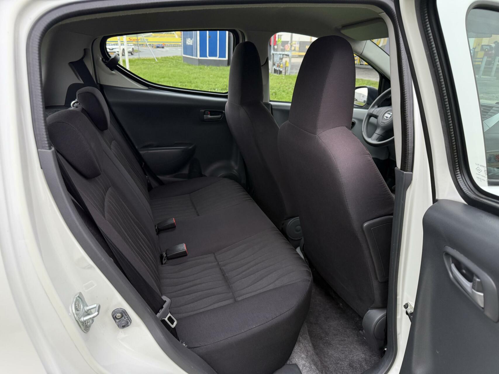 Foto van Nissan Pixo