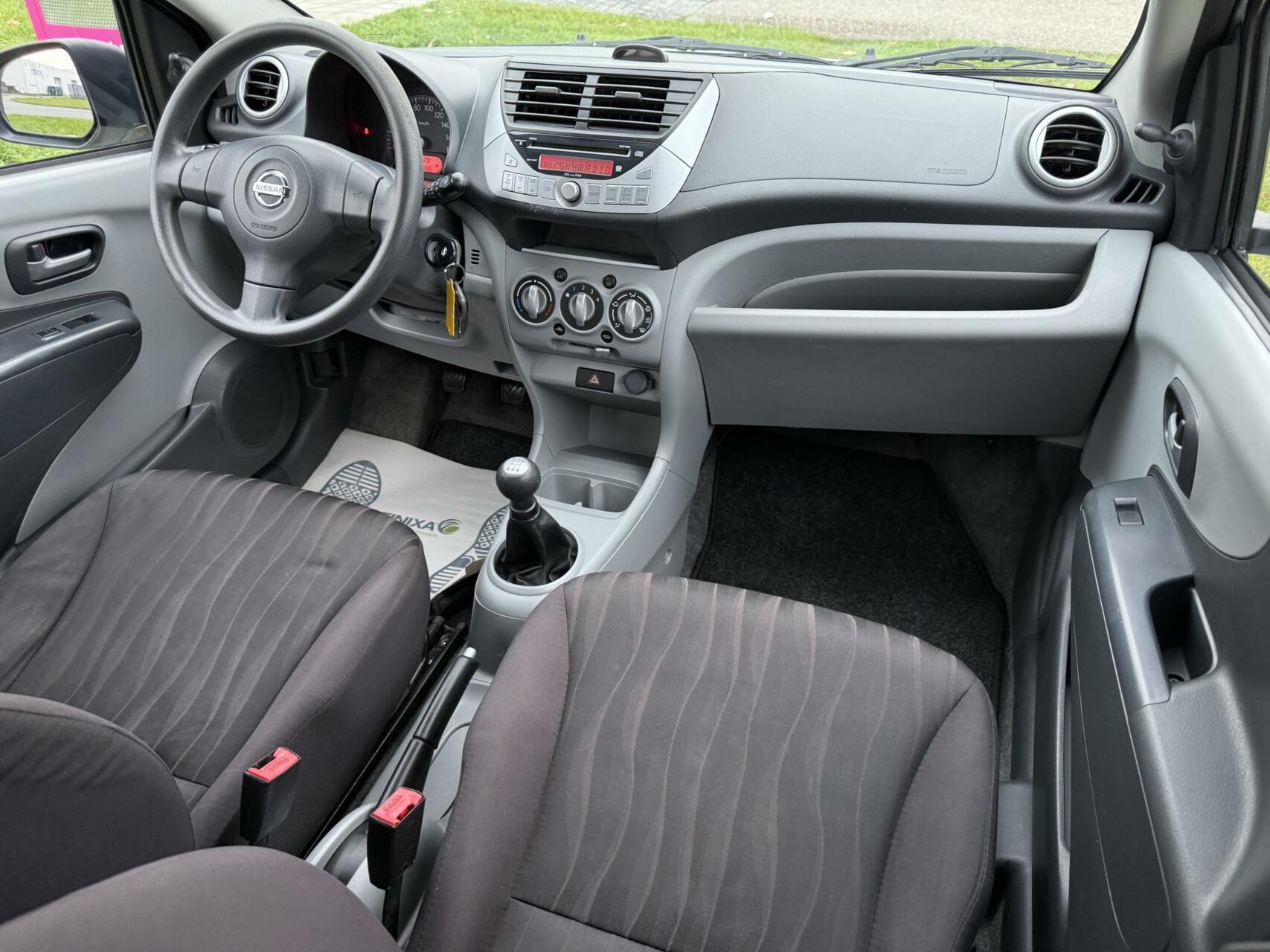 Foto van Nissan Pixo