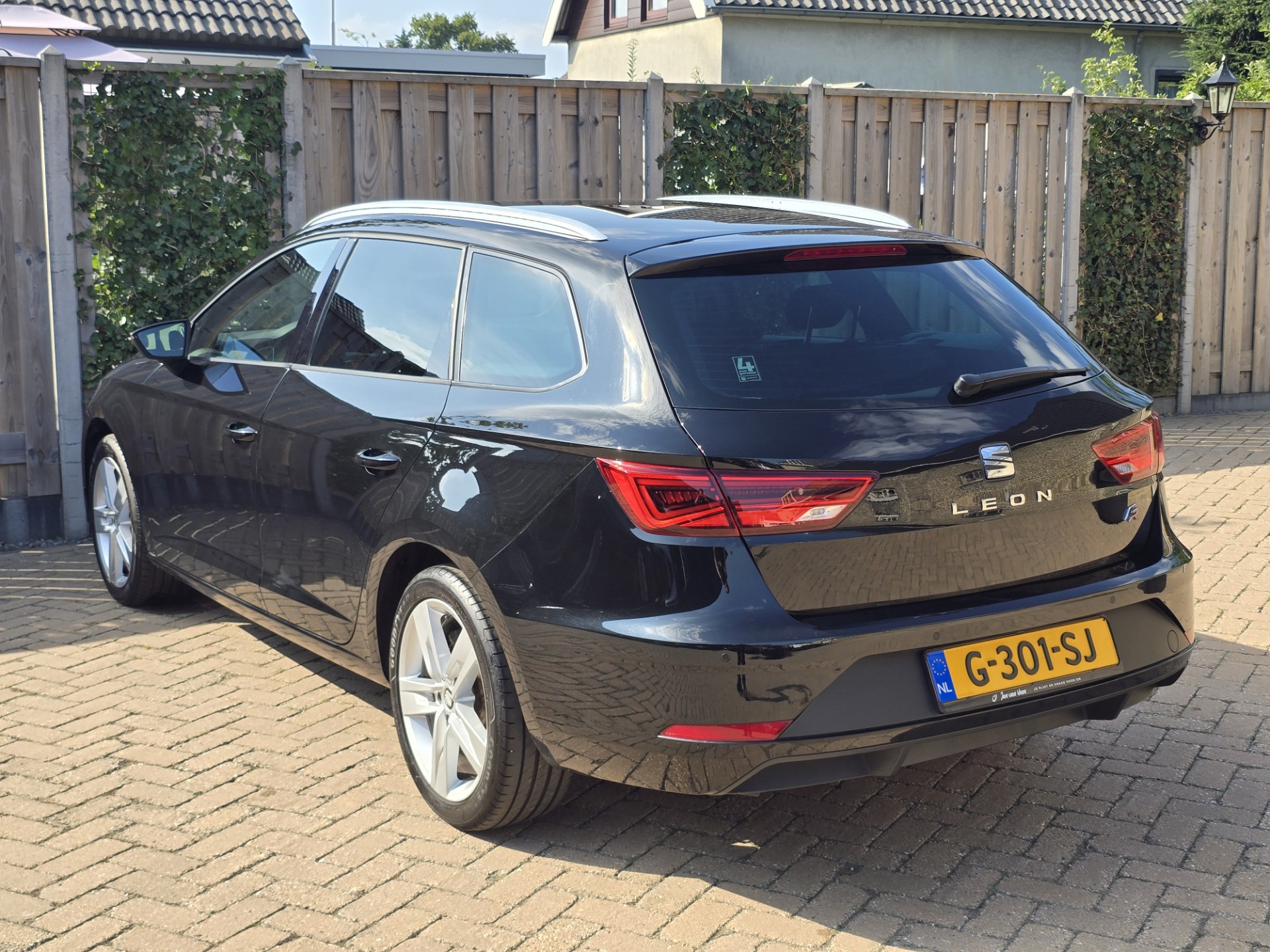 Foto van Seat Leon Sportourer ST