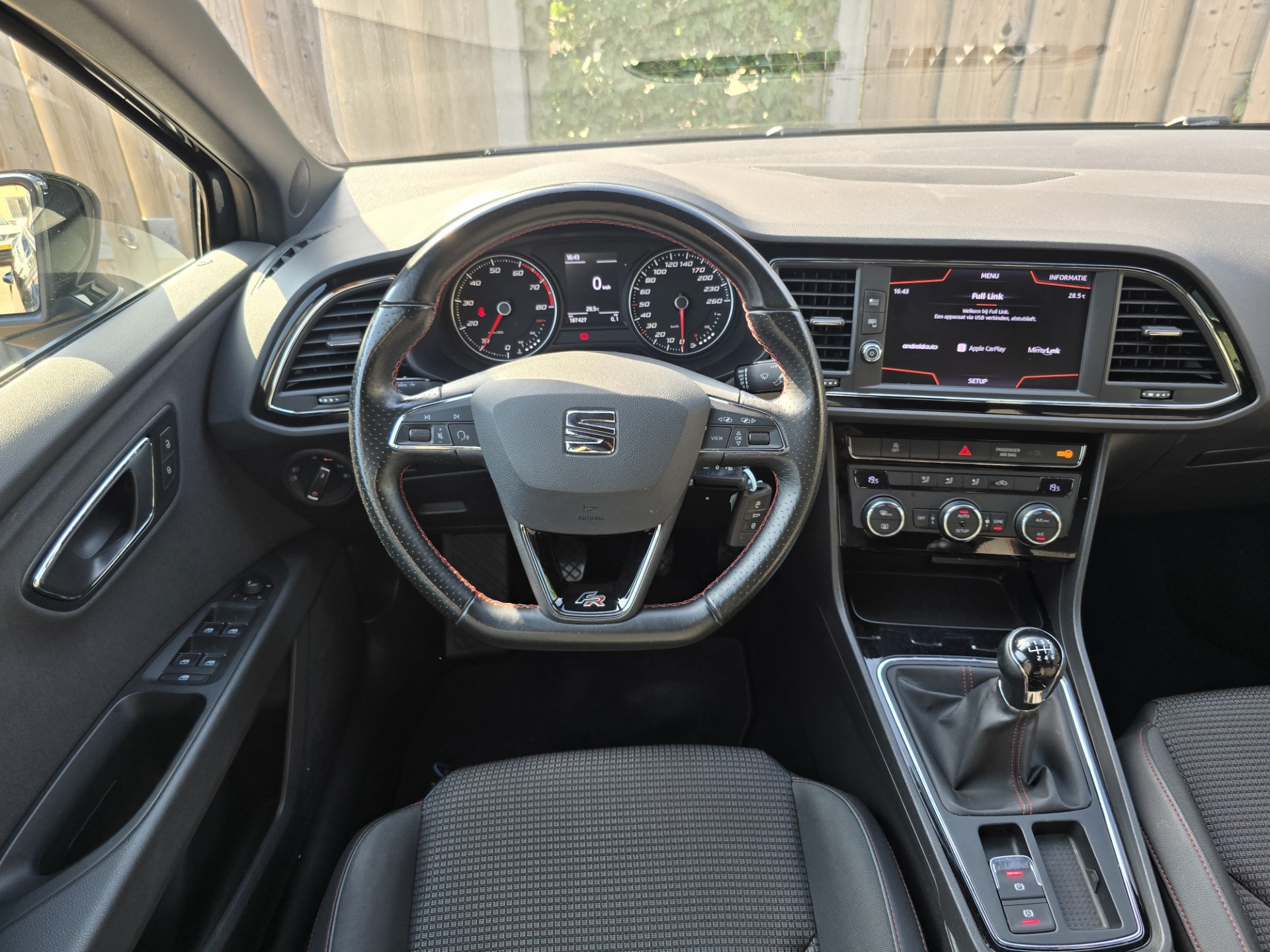 Foto van Seat Leon Sportourer ST