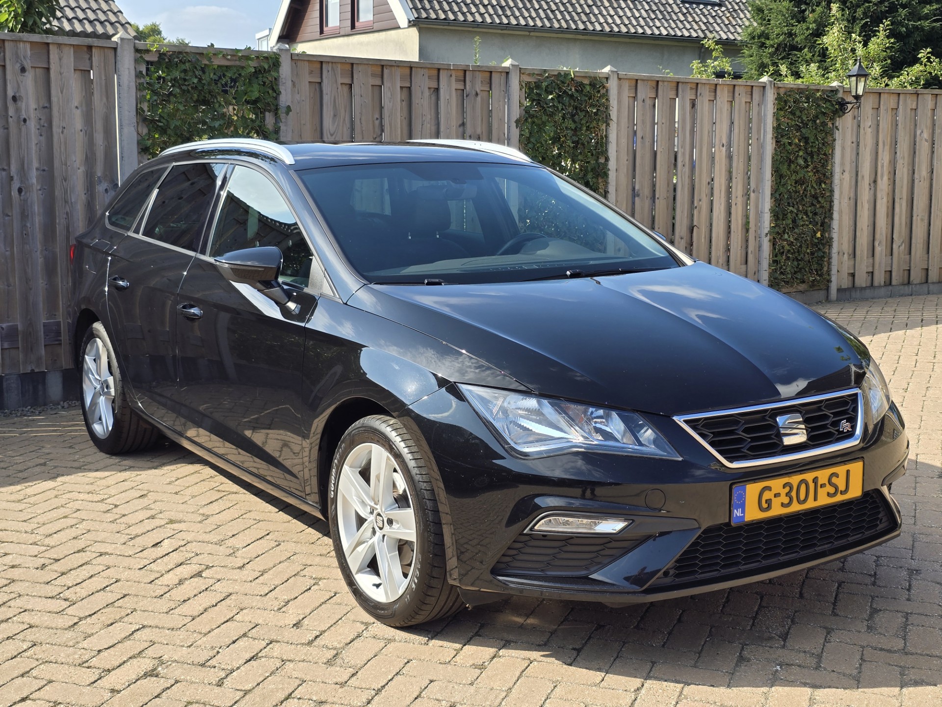 Foto van Seat Leon Sportourer ST
