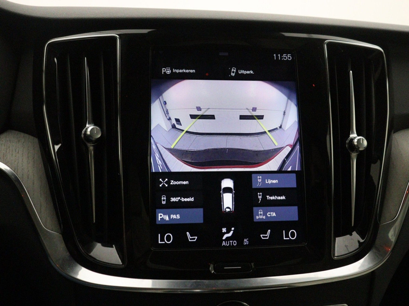 Foto van Volvo V60 T8 Twin Engine