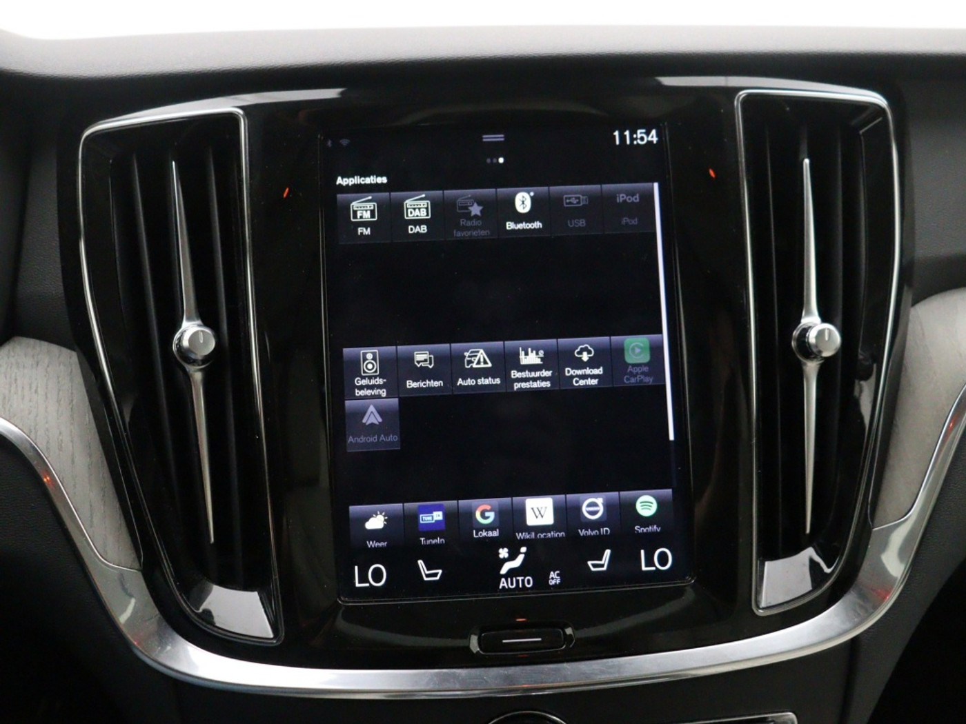 Foto van Volvo V60 T8 Twin Engine