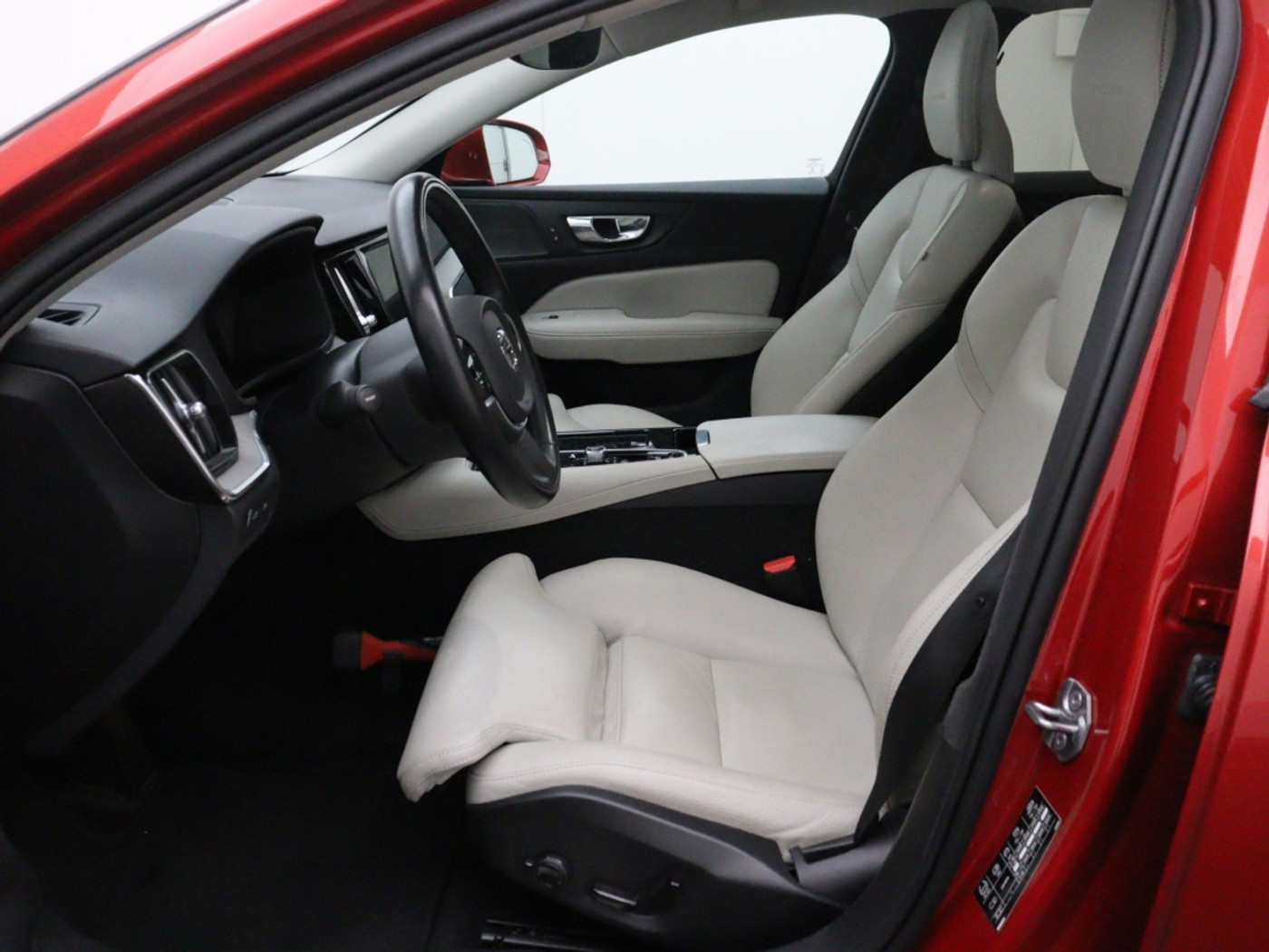 Foto van Volvo V60 T8 Twin Engine