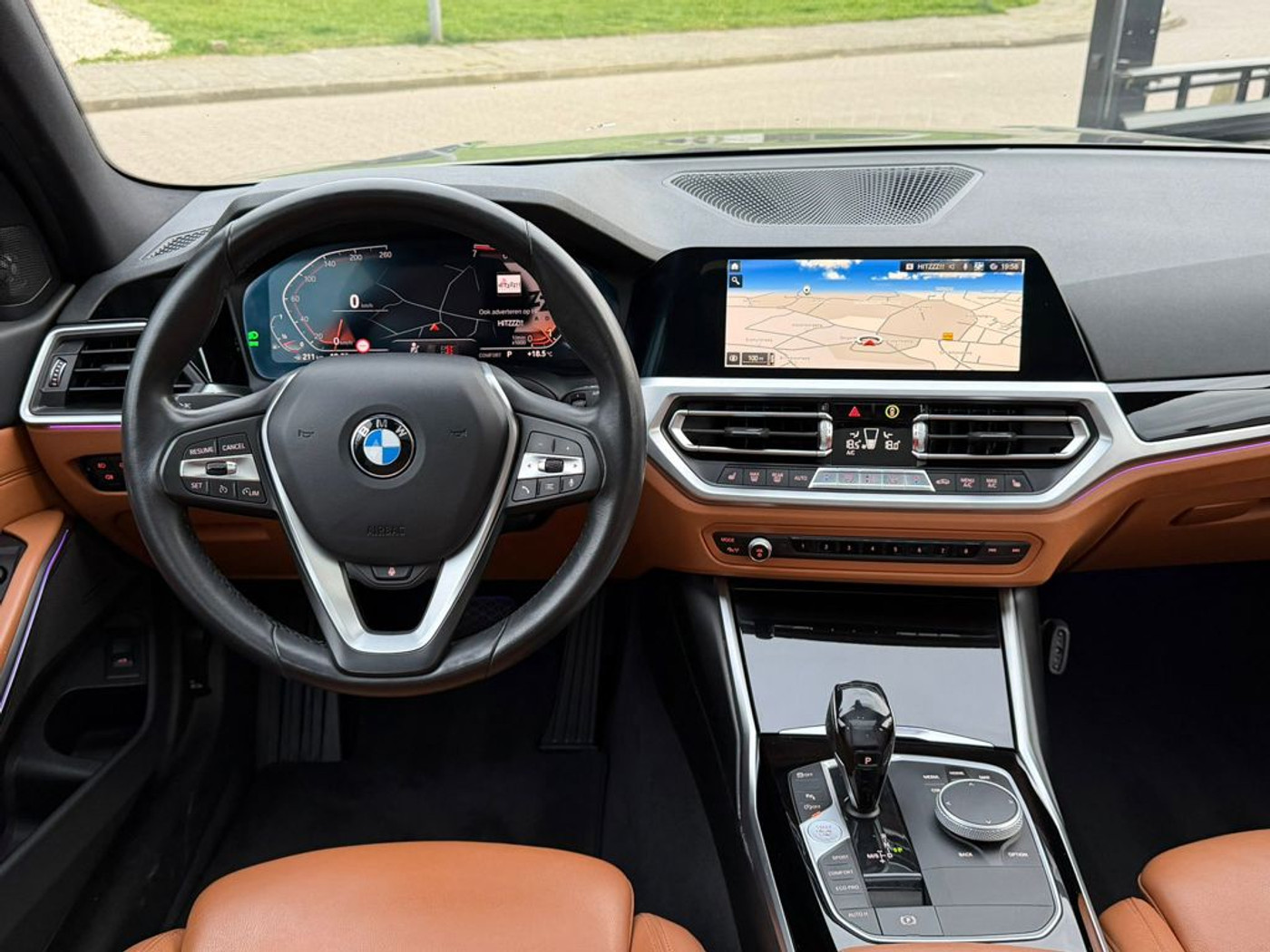 Foto van BMW 330i