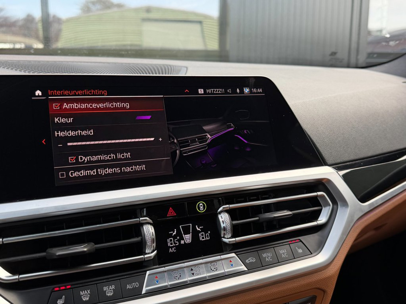 Foto van BMW 330i