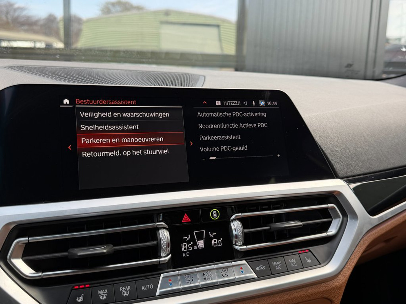 Foto van BMW 330i