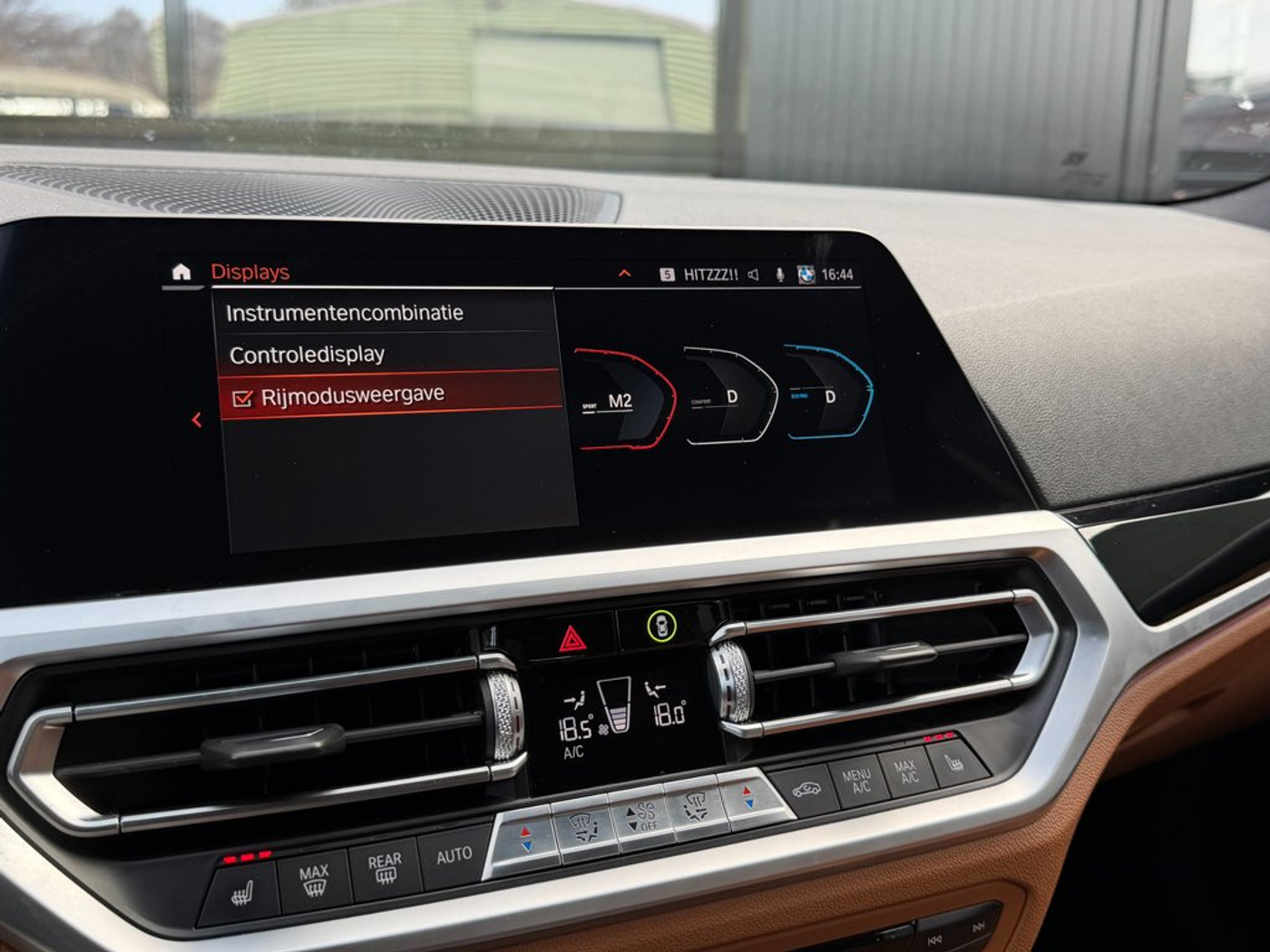 Foto van BMW 330i