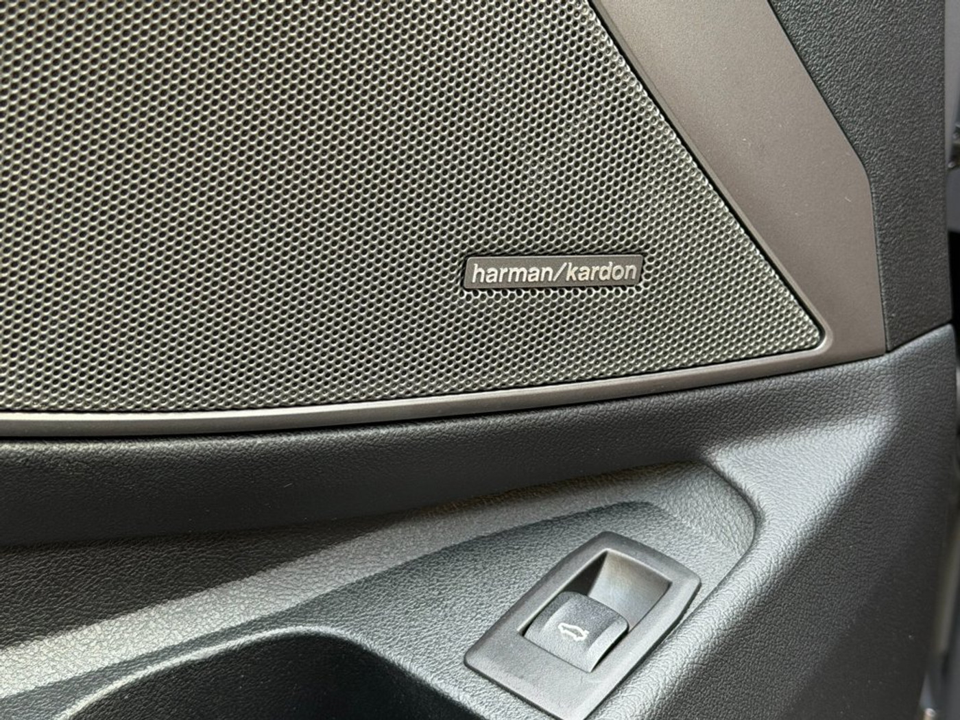 Foto van BMW 330i