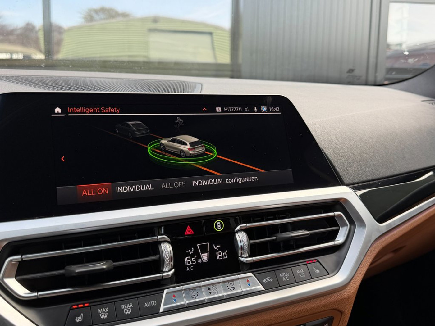Foto van BMW 330i
