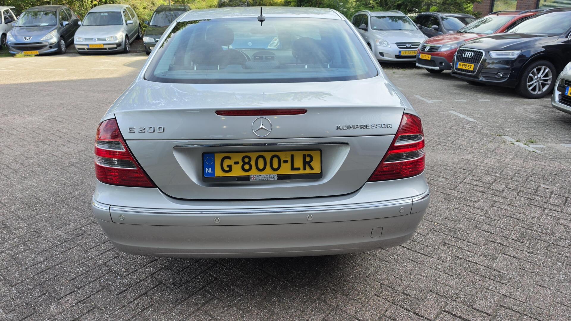 Foto van Mercedes-Benz E 200 Kompressor